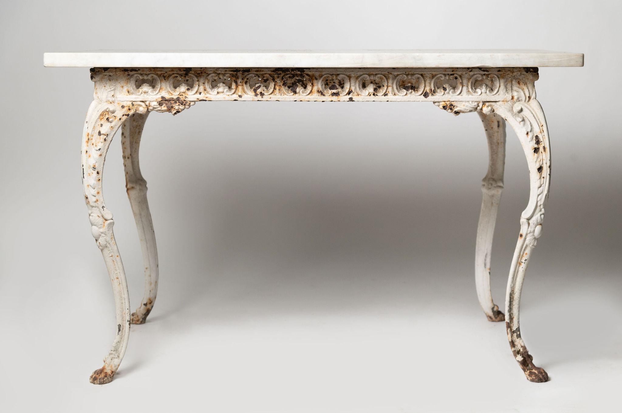 19th Century French cast iron table, lion paw feet, marble top, garden, home For Sale 4