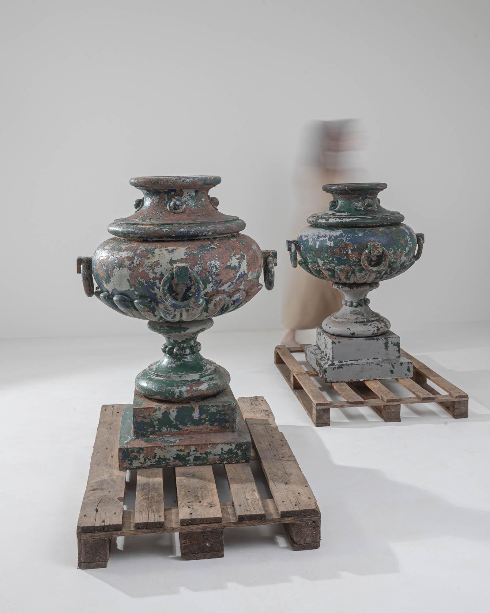19th Century French Cast Iron Vessels, a Pair 1