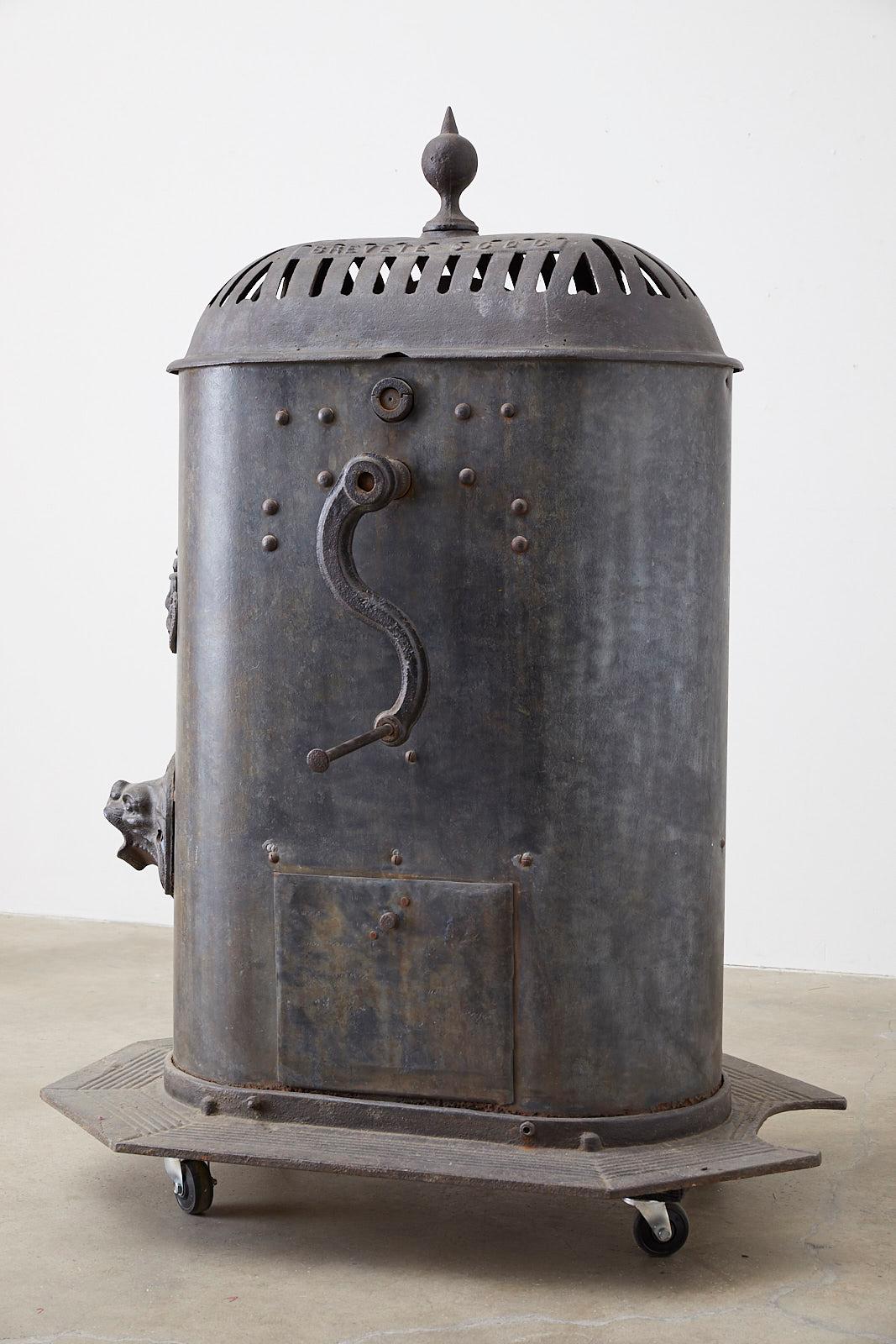 Fontaine à pompe à eau en fonte française du 19ème siècle en vente 6