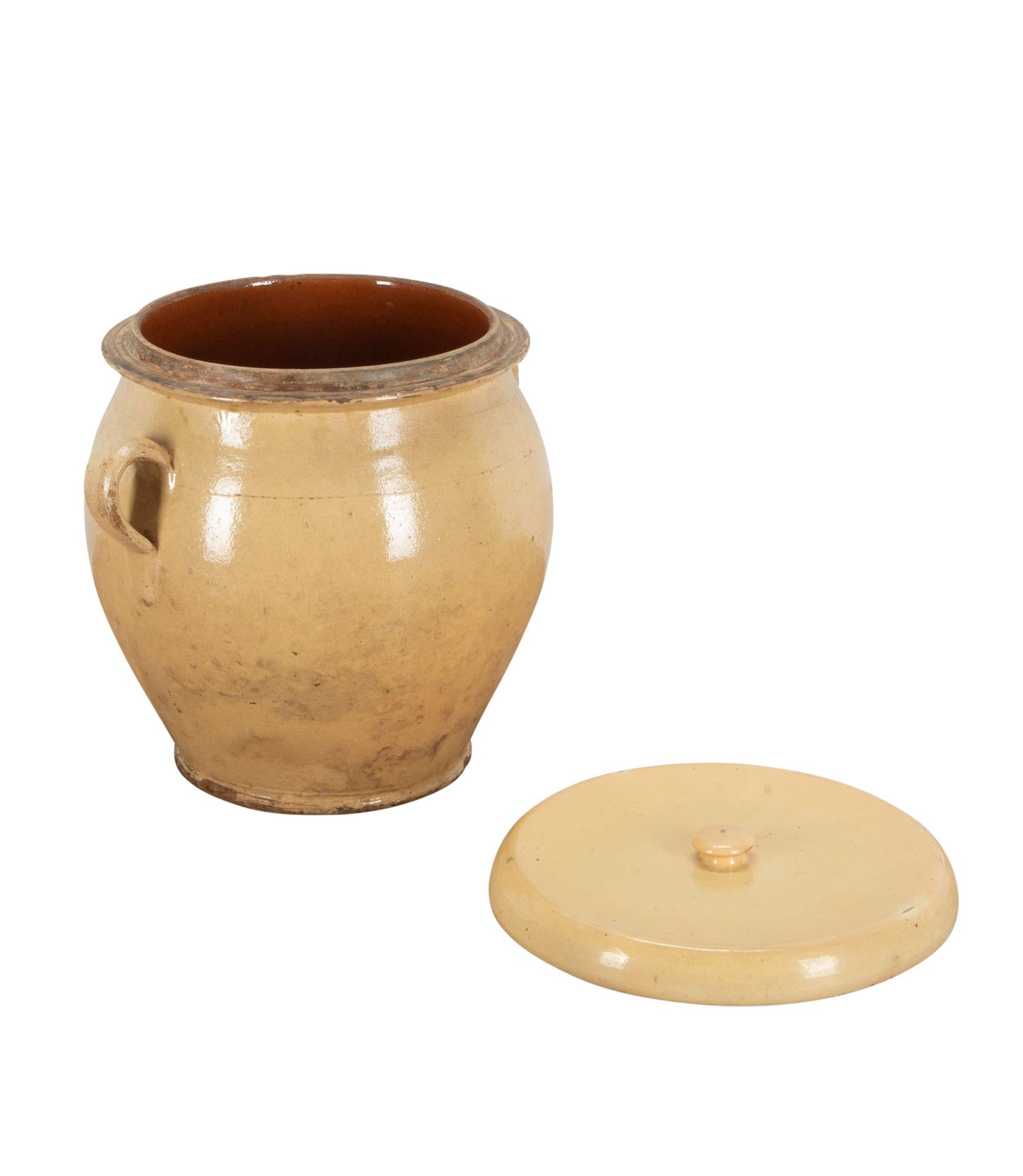 19th Century French Ceramic Pot from the Savoie Region In Good Condition For Sale In Tetbury, Gloucestershire