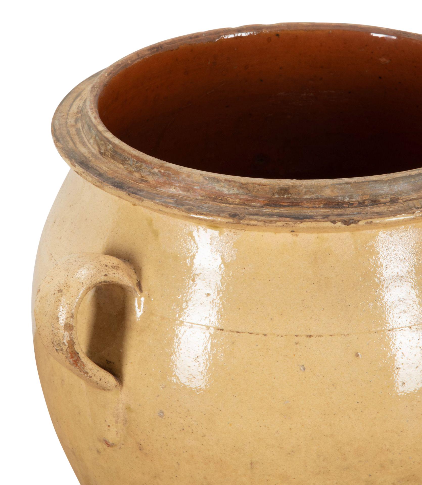 19th Century French Ceramic Pot from the Savoie Region For Sale 3