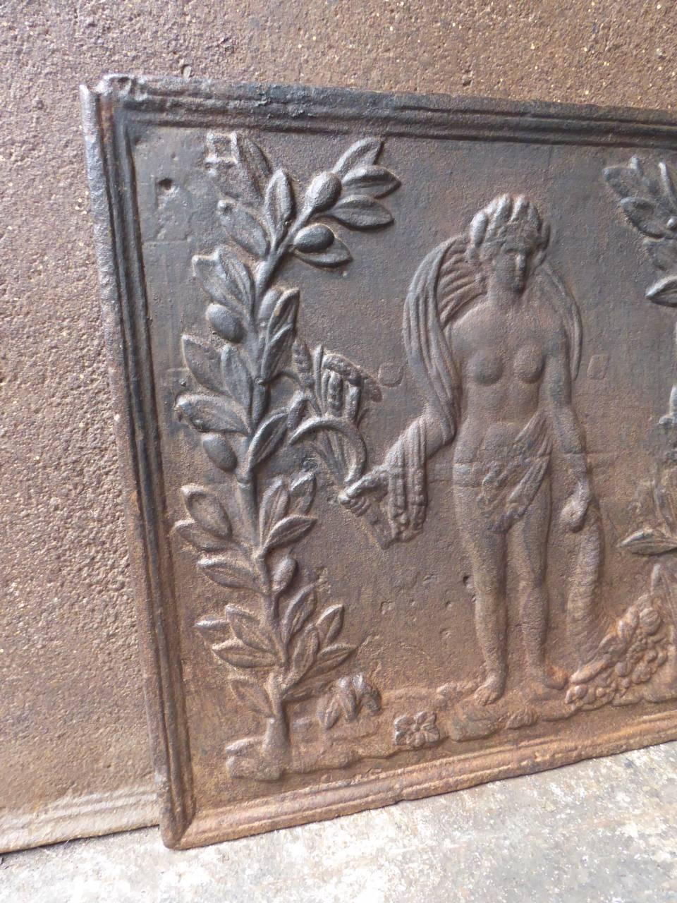 19th Century French 'Ceres' Fireback In Good Condition In Amerongen, NL