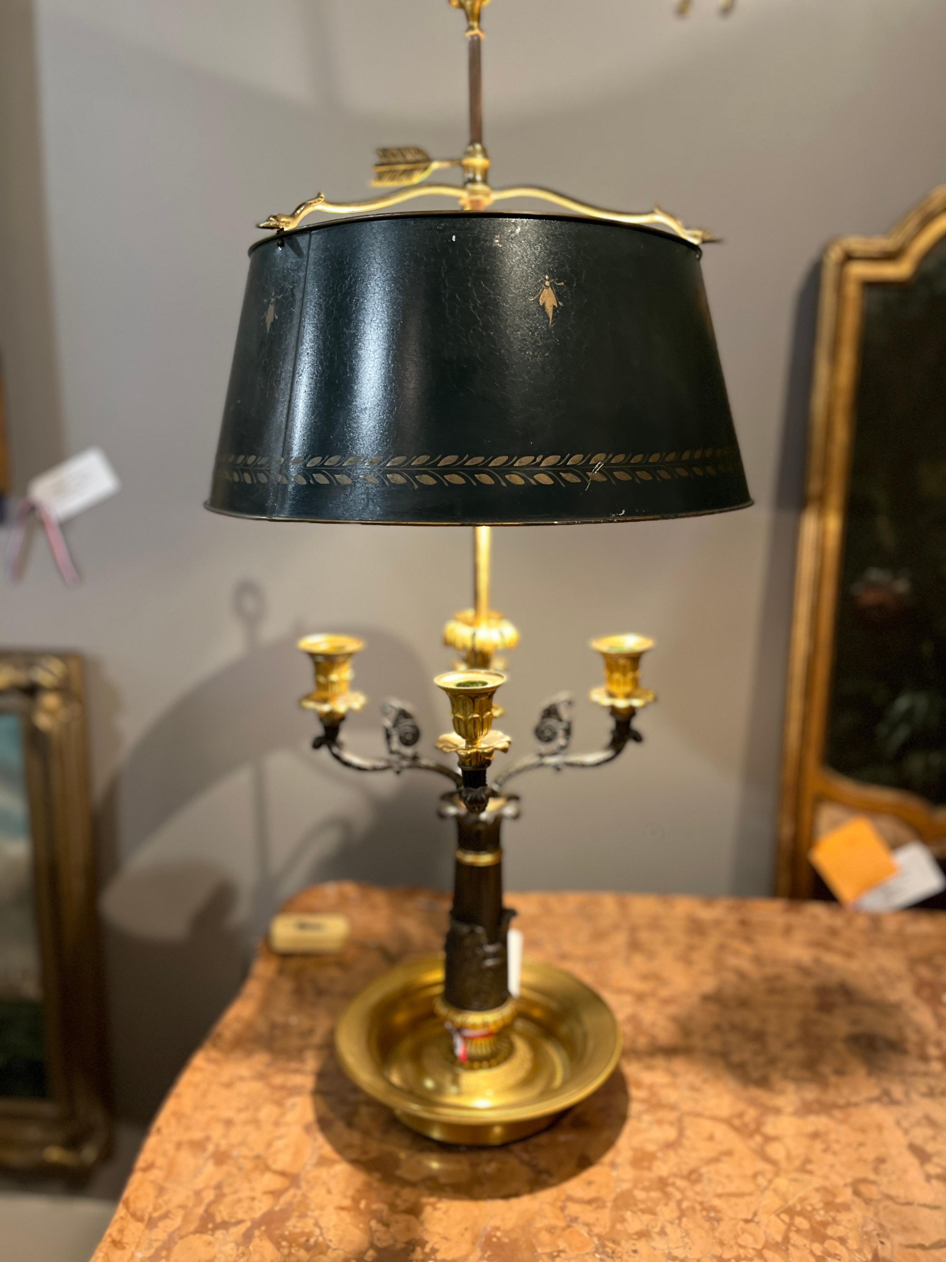 19th Century French Charles X Bronze & Ormolu Bouillotte Lamp Carlos X en venta