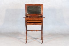 Table de travail ou Travailleuse française du 19ème siècle en acajou de style Charles X