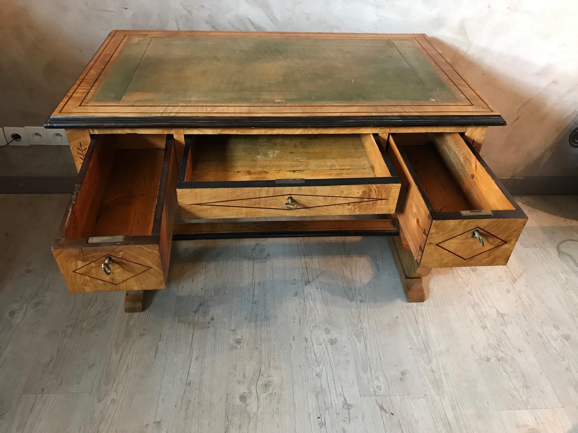 19th Century French Charles X Style Sycamore Veneer and Leather Desk, 1890s 10