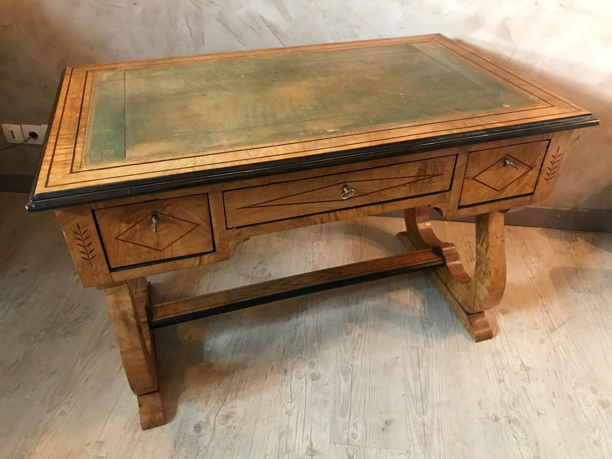 19th Century French Charles X Style Sycamore Veneer and Leather Desk, 1890s 4