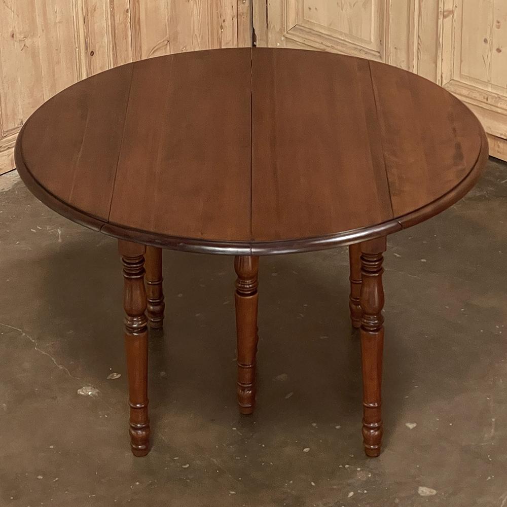 19th Century French Cherrywood Drop Leaf Dining Table with Leaves For Sale 3