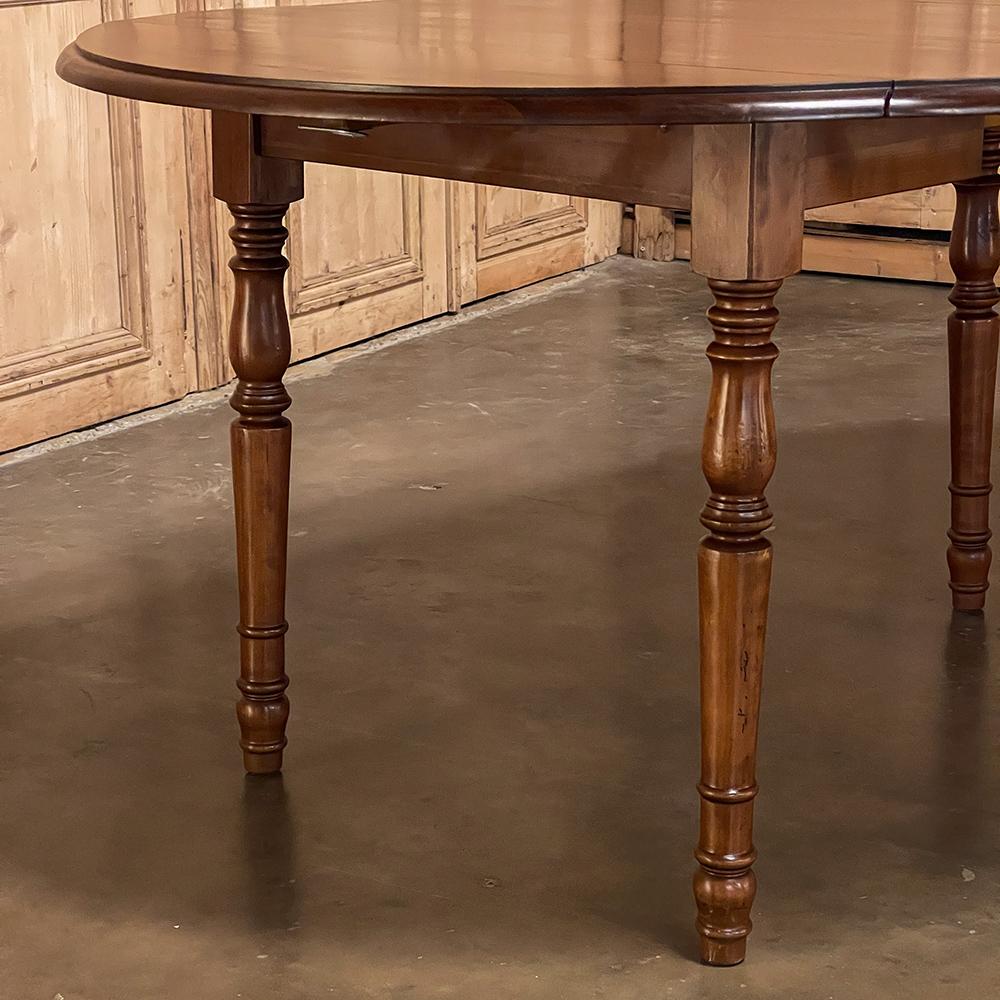 19th Century French Cherrywood Drop Leaf Dining Table with Leaves For Sale 9