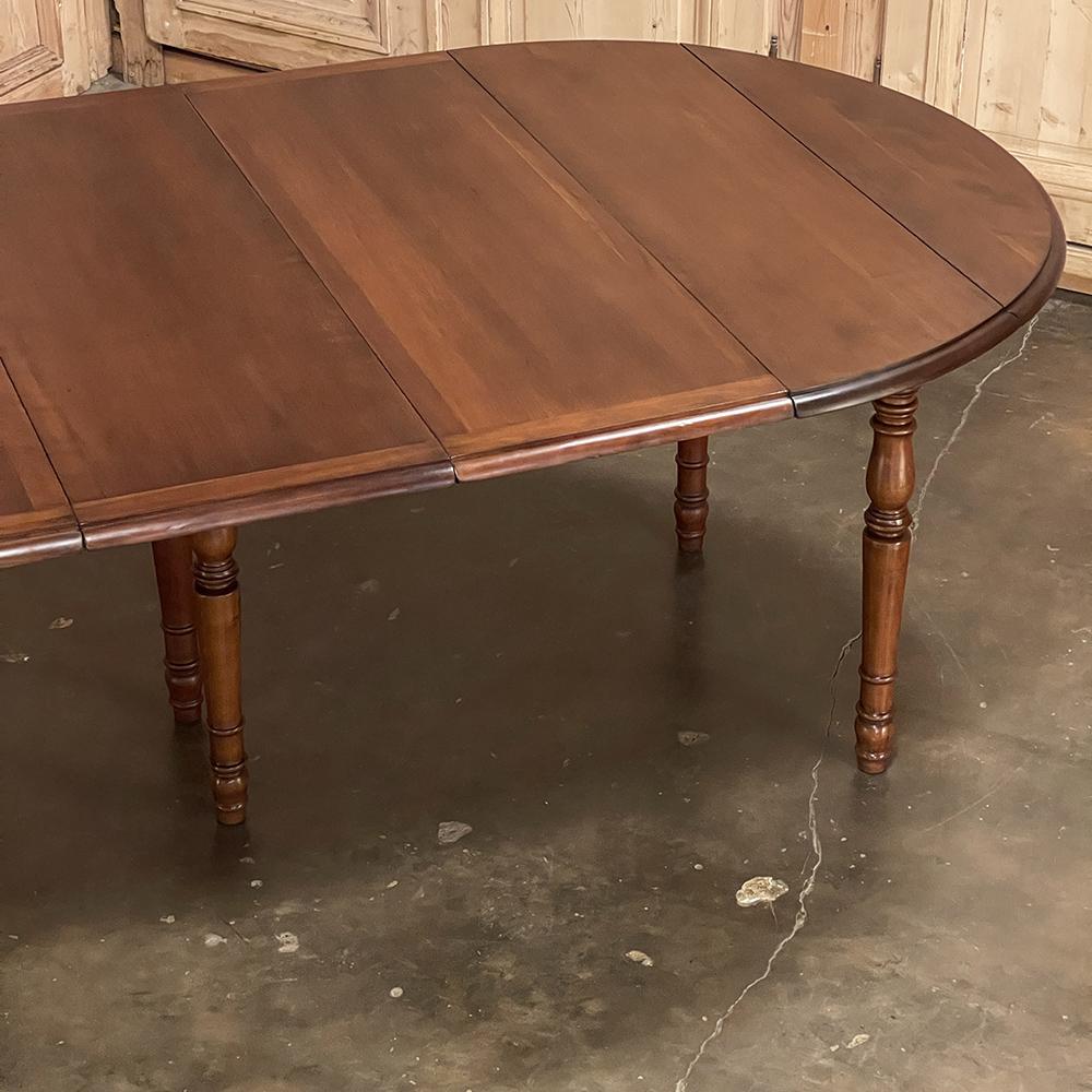 19th Century French Cherrywood Drop Leaf Dining Table with Leaves For Sale 13