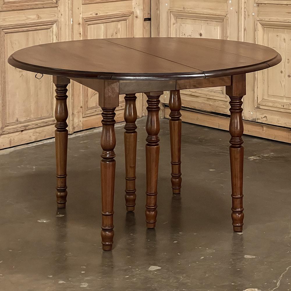 19th Century French Cherrywood Drop Leaf Dining Table with Leaves For Sale 2