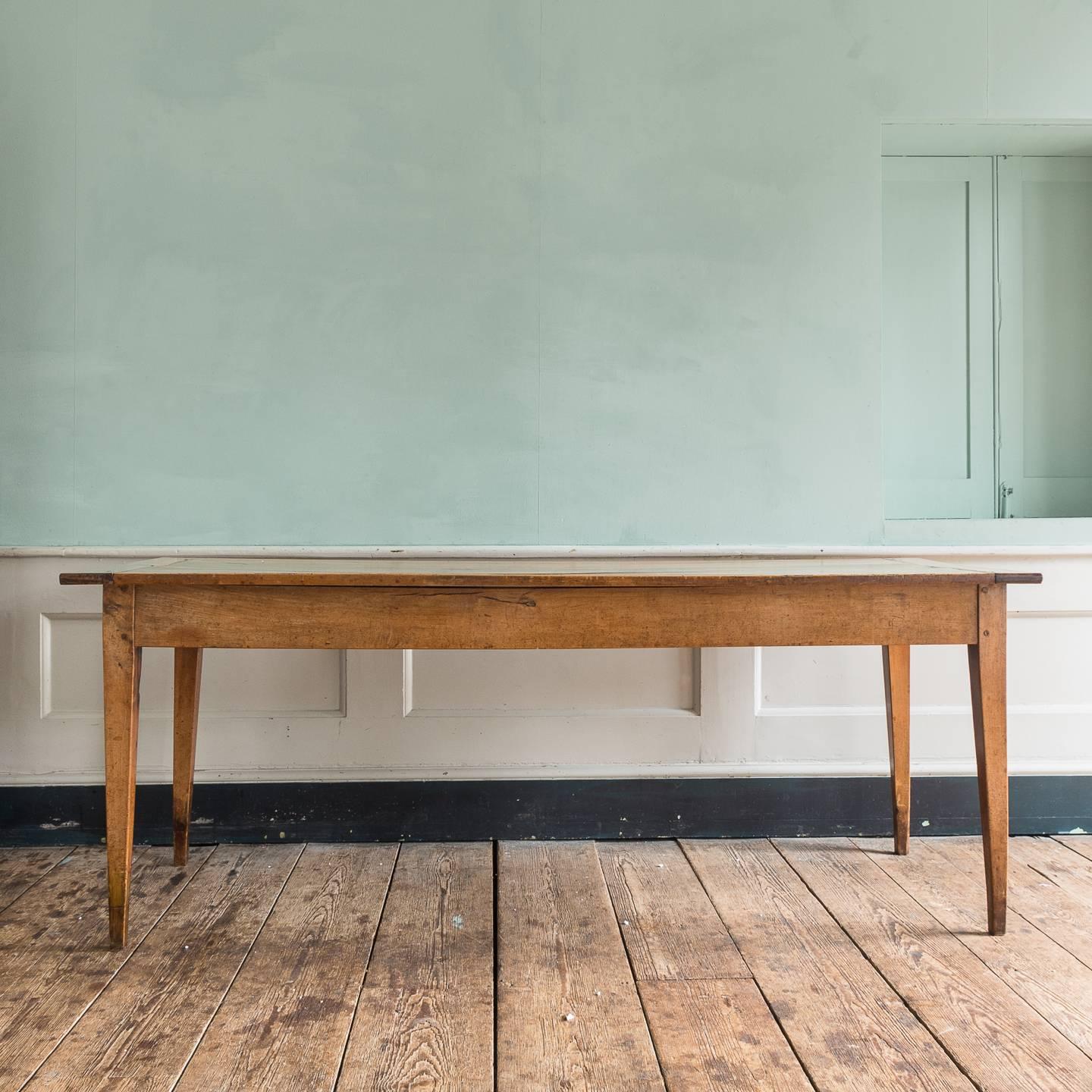 19th Century French Cherrywood Farmhouse Table In Good Condition In London, GB