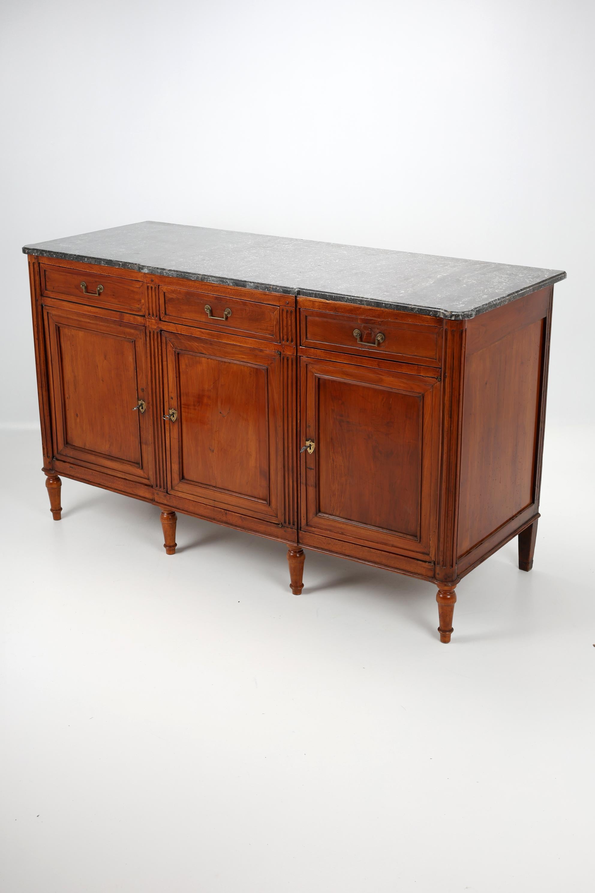 19th Century French Cherrywood Sideboard with Marble on top In Good Condition In Stahnsdorf, DE