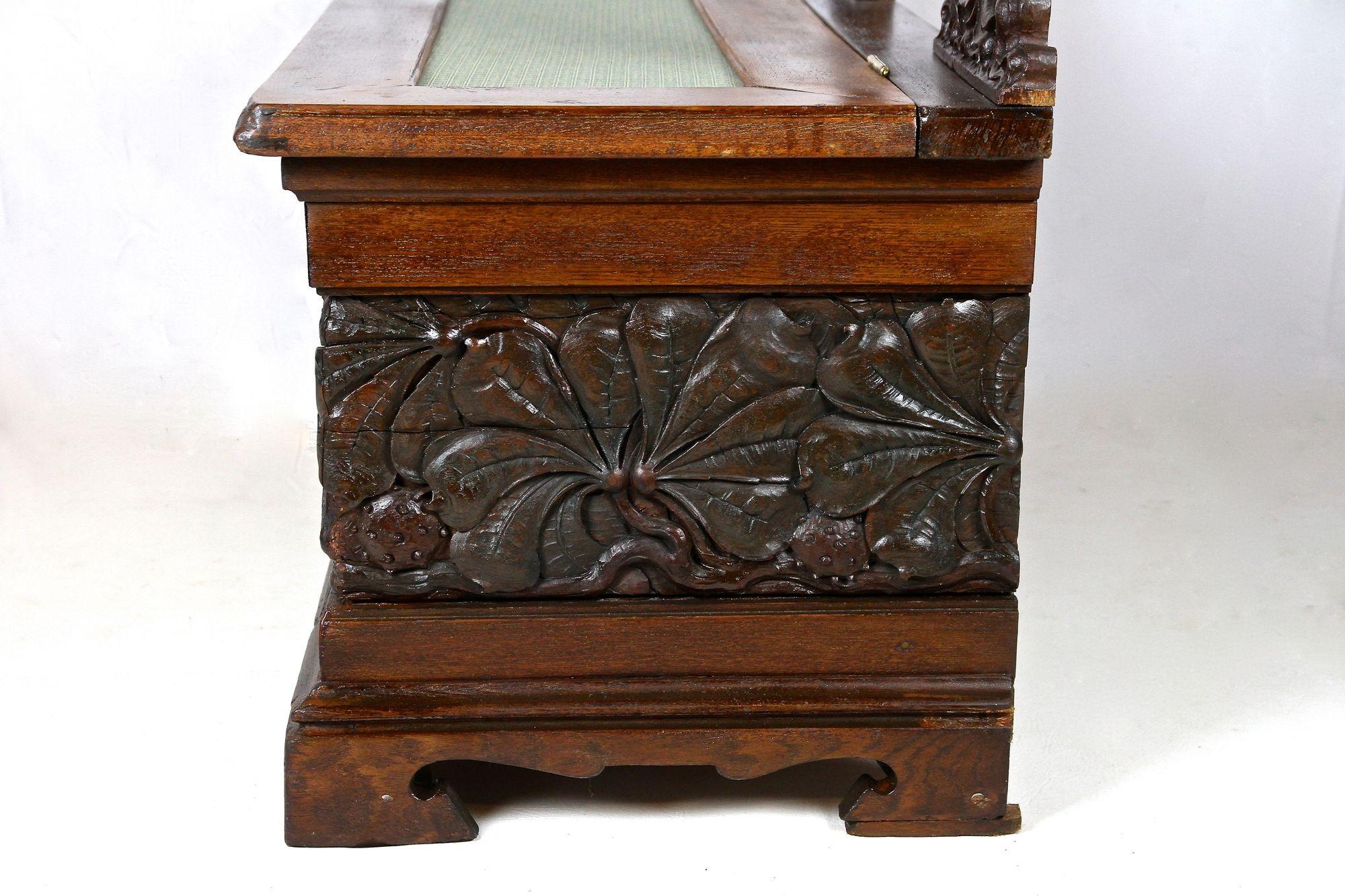 19th Century French Chest Bench With Chestnut Tree Motif, France ca. 1890/1900 9