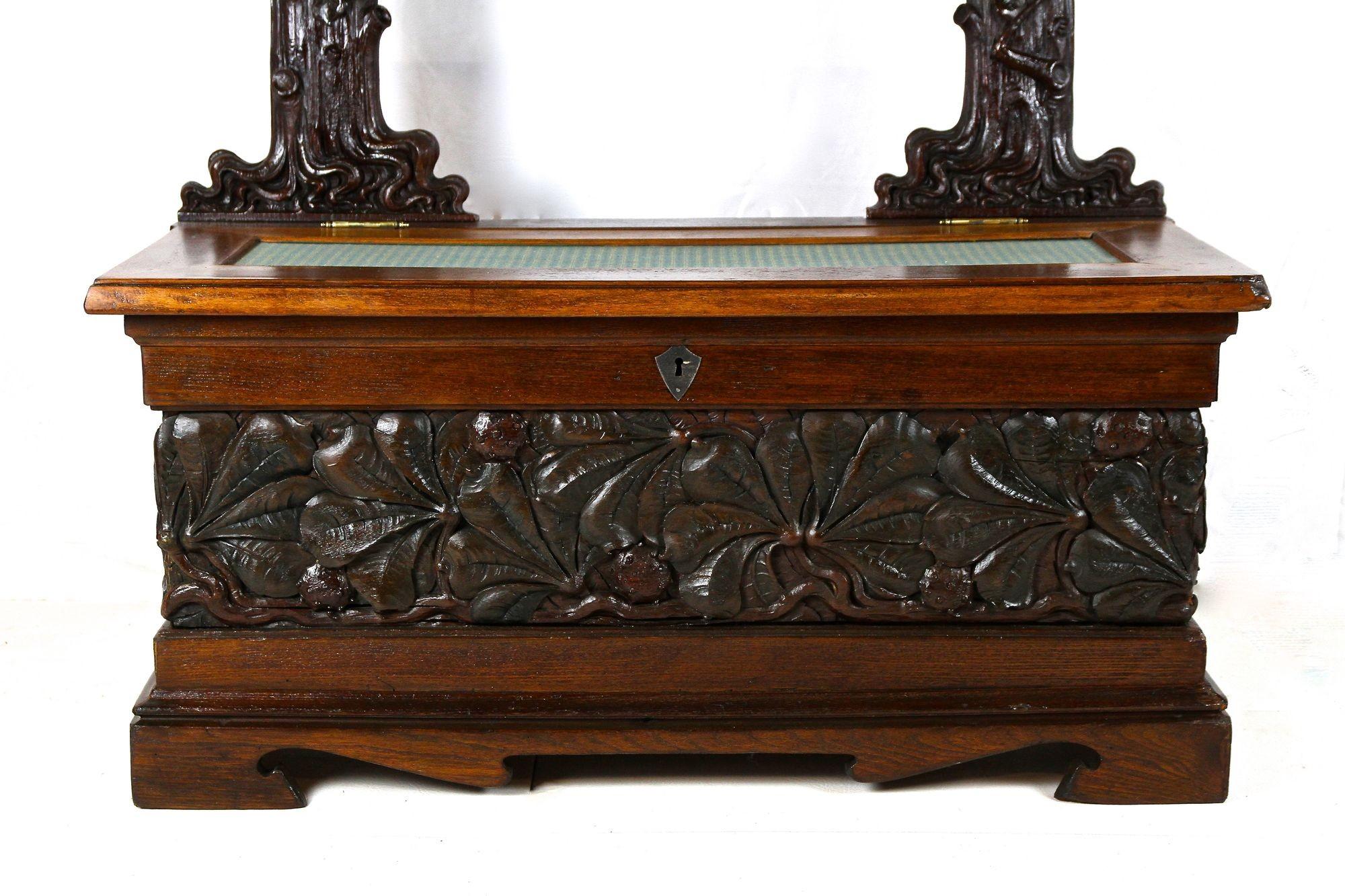 Art Nouveau 19th Century French Chest Bench With Chestnut Tree Motif, France ca. 1890/1900