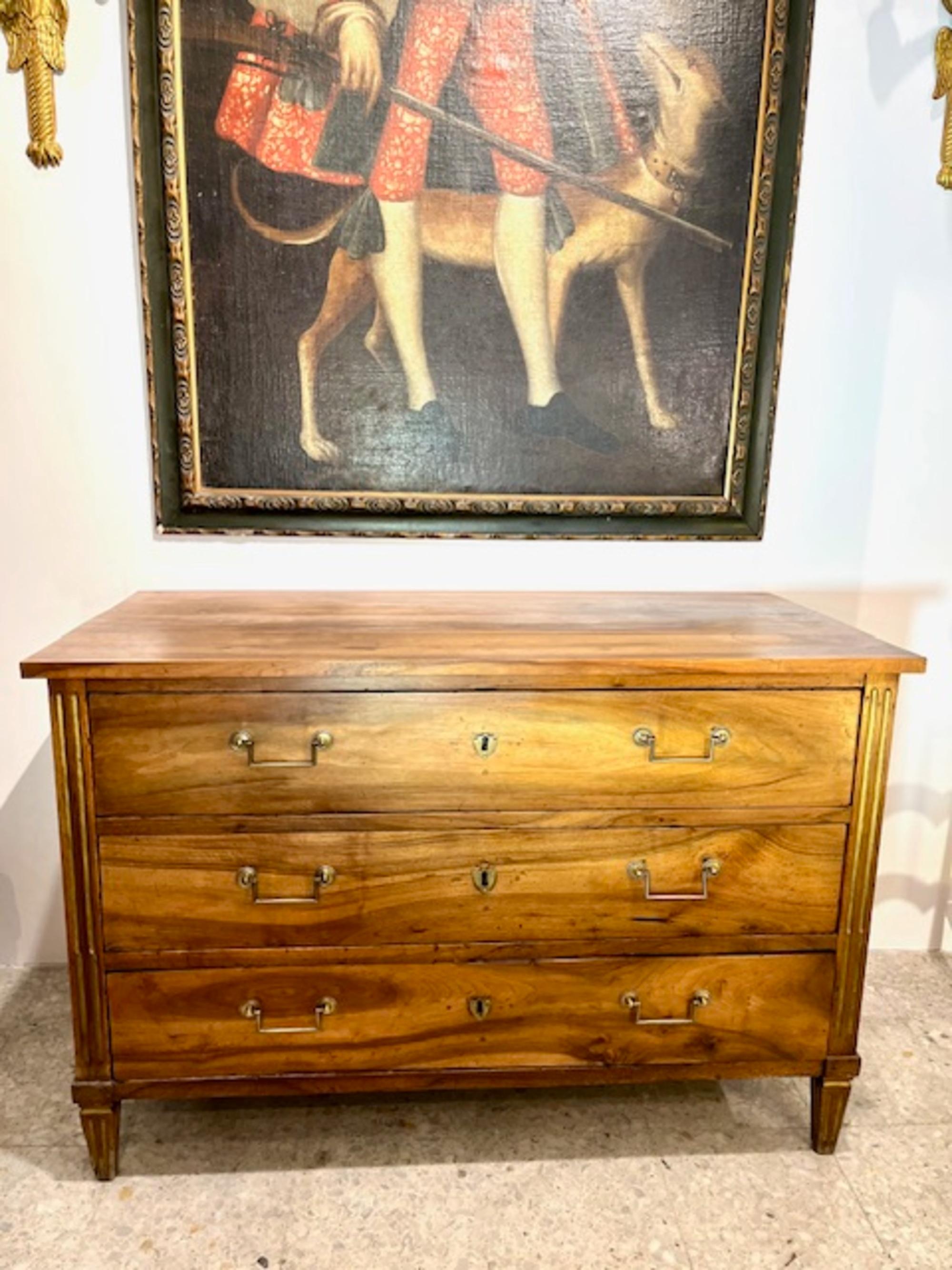 19th Century French Chest of Drawers Commode Directoire Walnut Wood For Sale 4