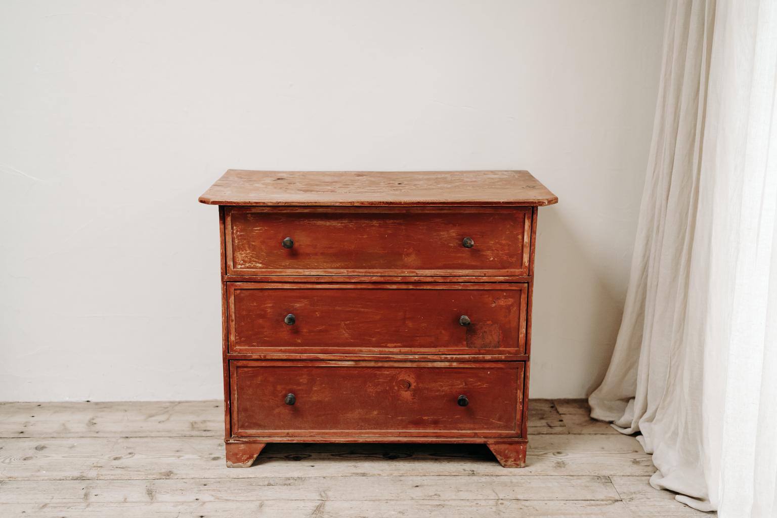19th Century French Chest of Drawers  For Sale 11