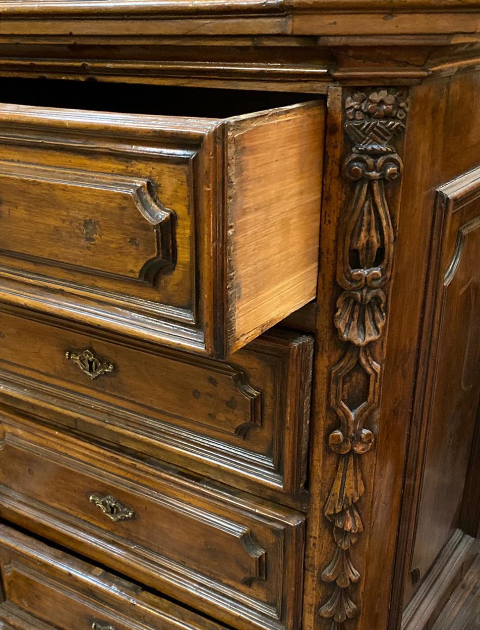 19th Century French Chest of Drawers In Good Condition In Dallas, TX