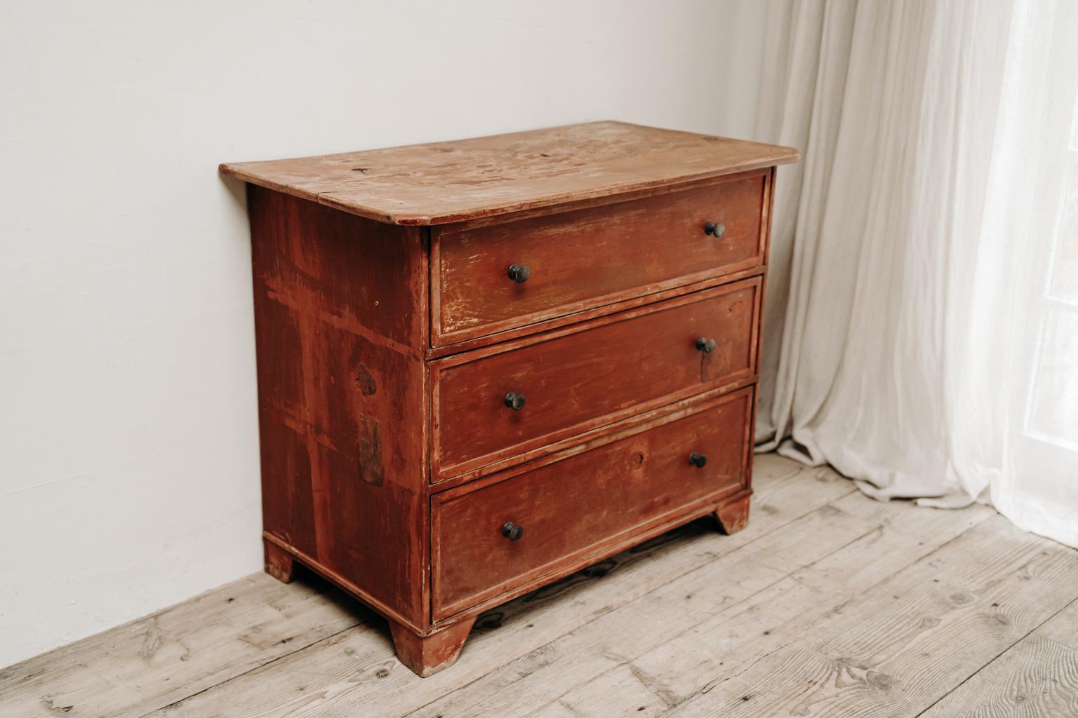 19th Century French Chest of Drawers  For Sale 1