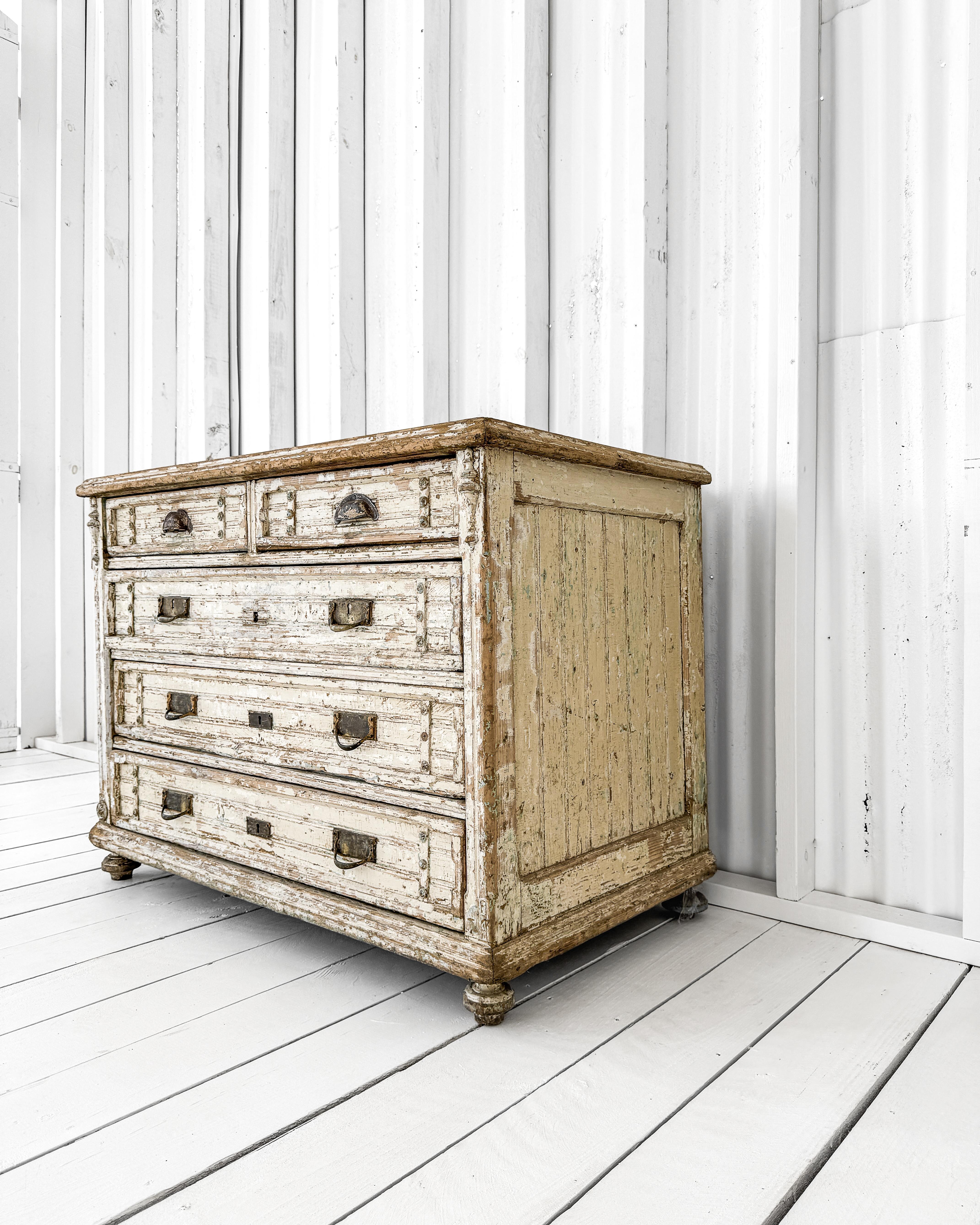 19th Century French Chest of Drawers 2