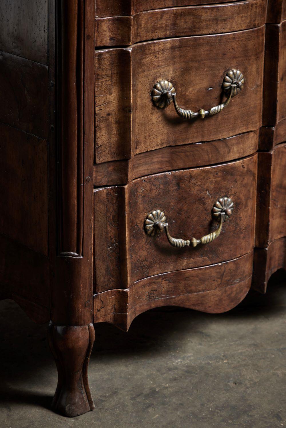 19th Century French Chest of Drawers 3