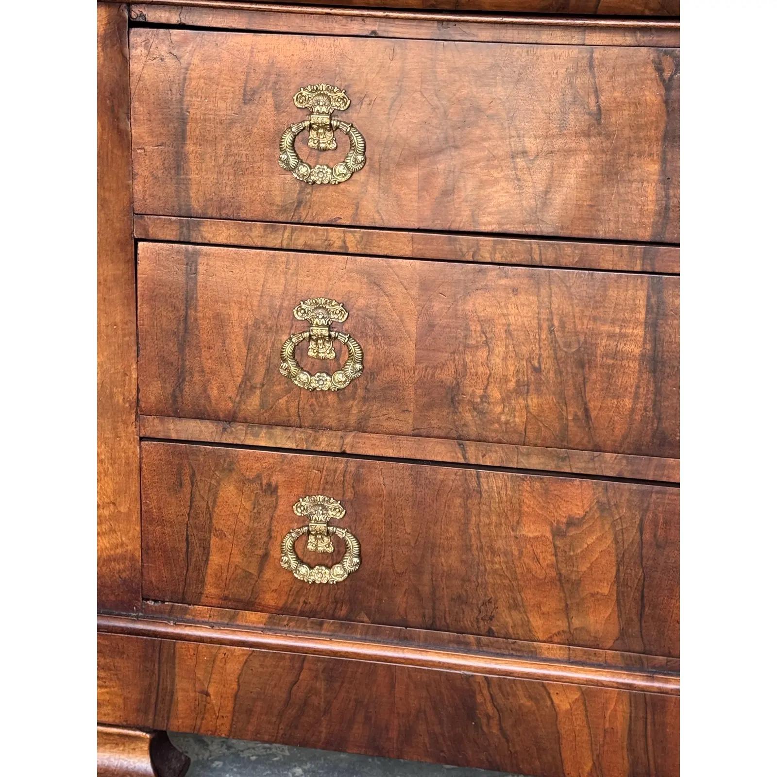 19th Century French Chest of Drawers For Sale 3