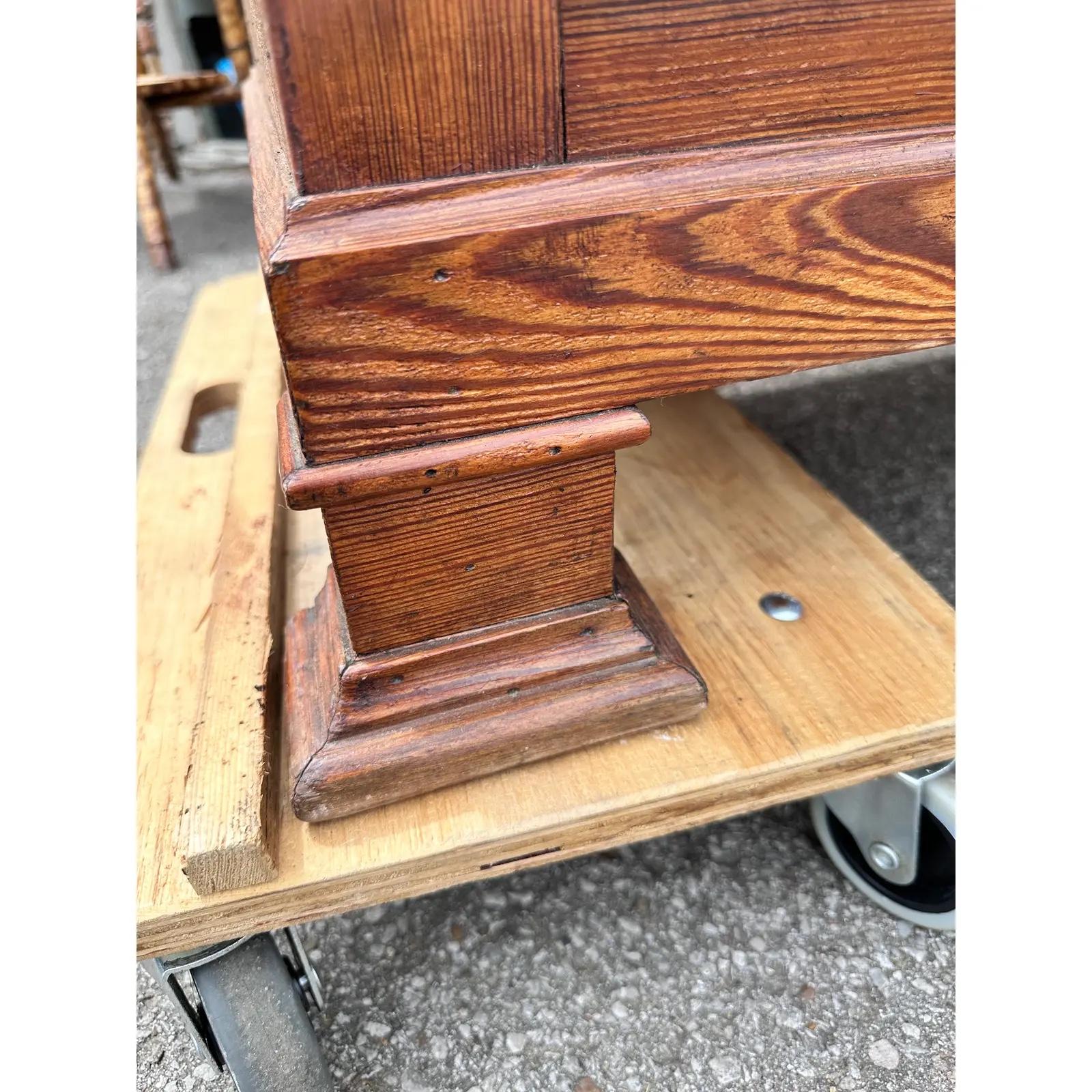 Cómoda francesa del siglo XIX en venta 2