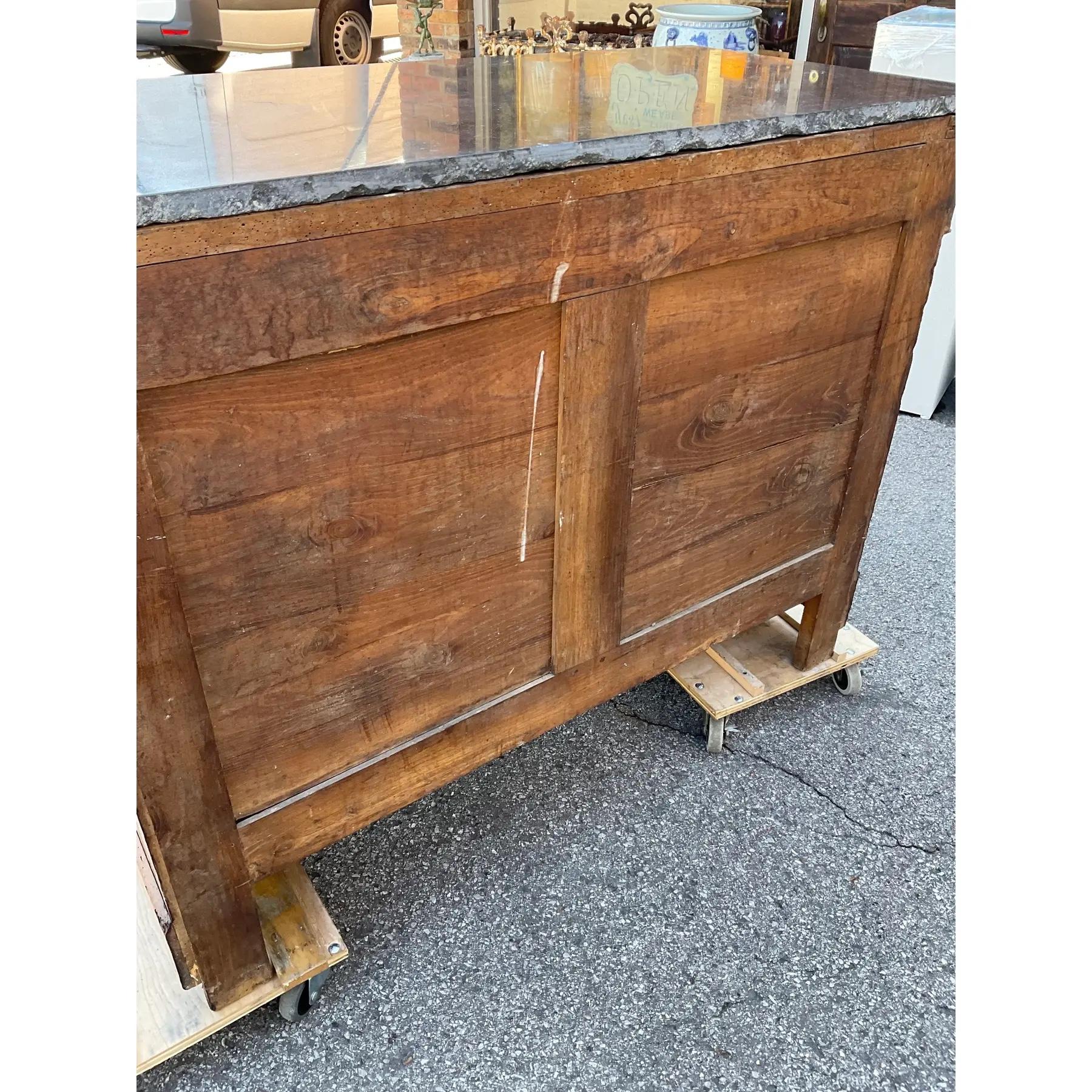 19th Century French Chest of Drawers For Sale 4