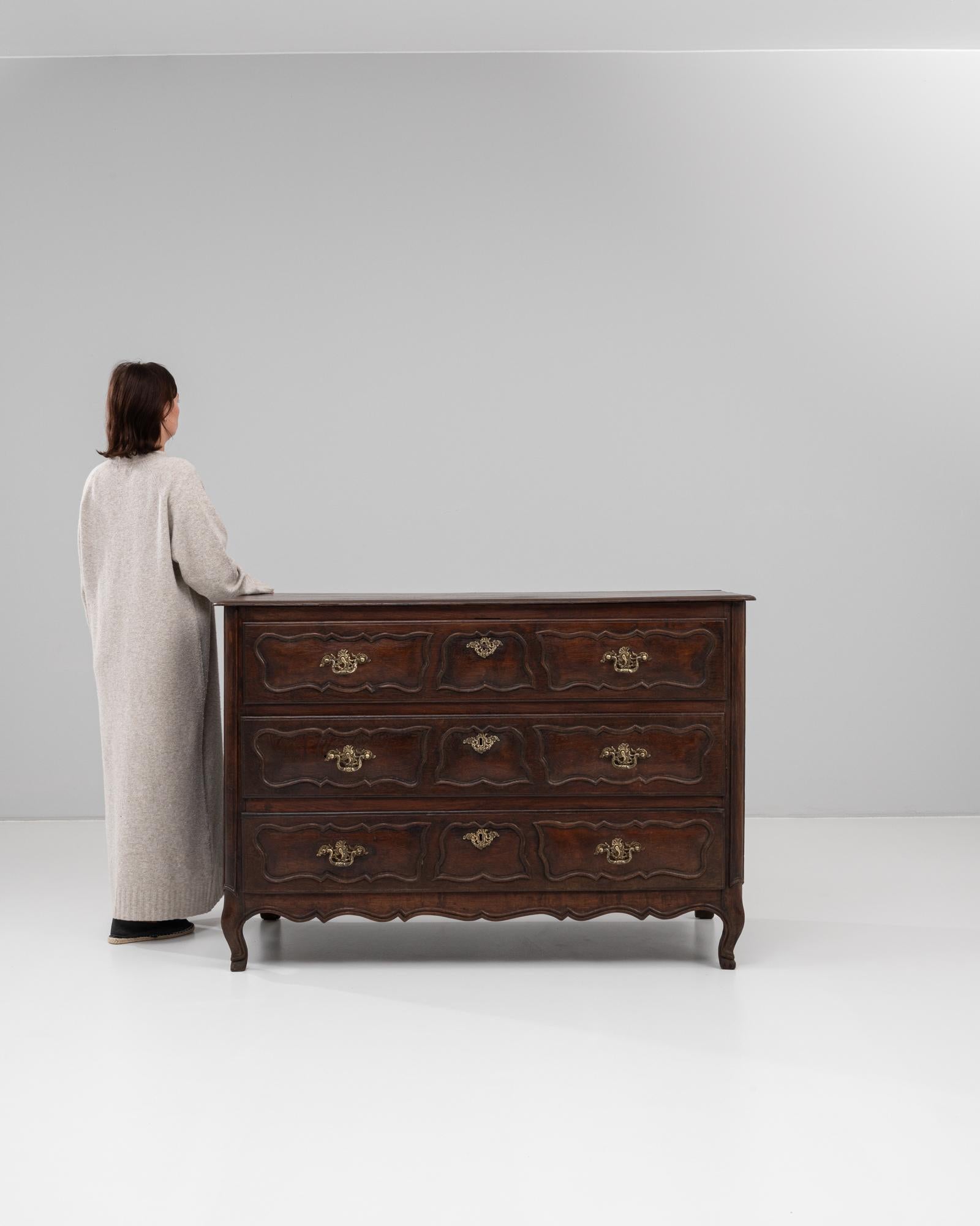 19th Century French Chest Of Drawers in Original Patina In Good Condition For Sale In High Point, NC