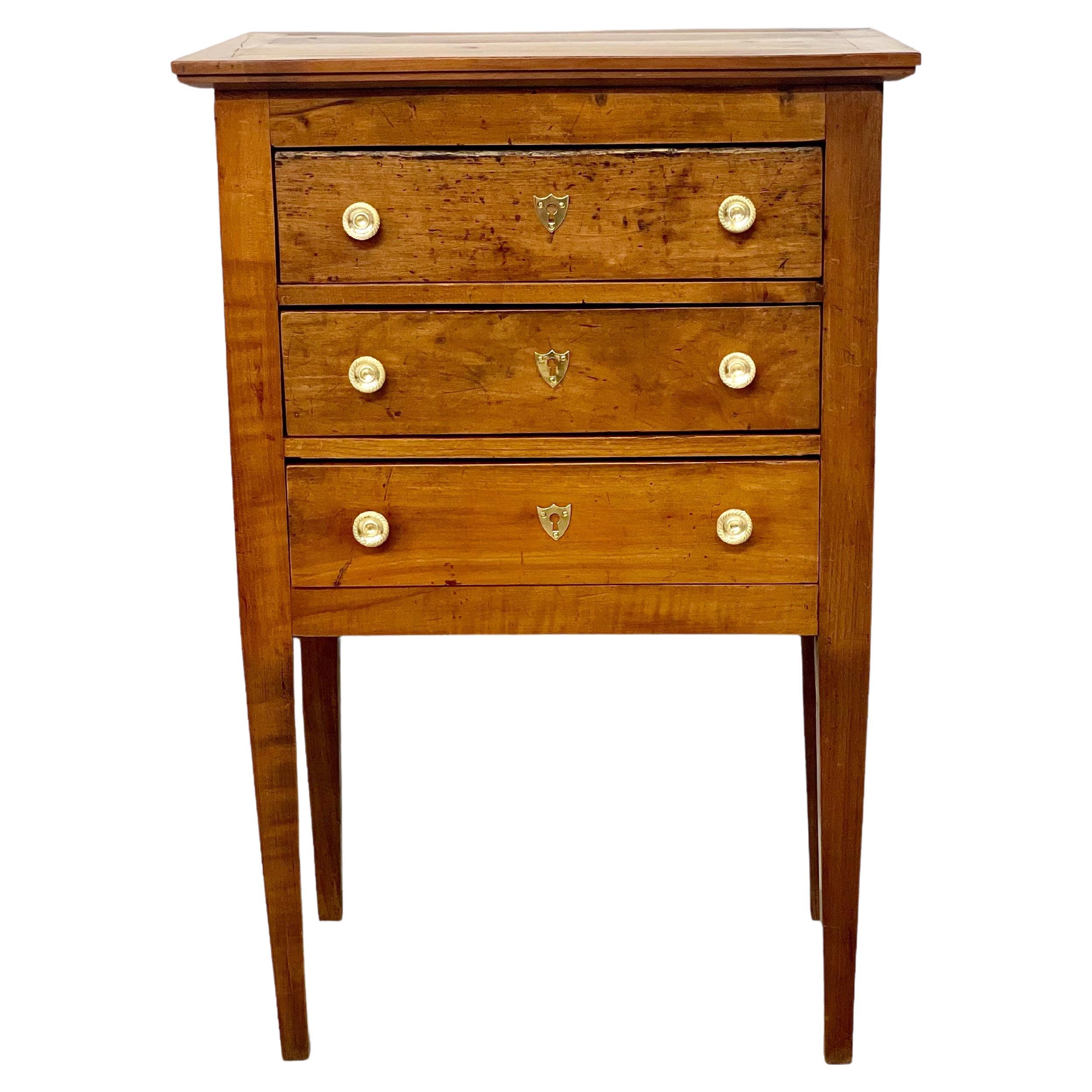 19th Century French Walnut Chest of Drawers or 'Chiffonnier' For Sale
