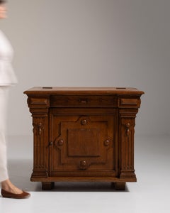 19th Century French Chestnut Brown Neo-Renaissance Oak Cabinet with Hinged Lid
