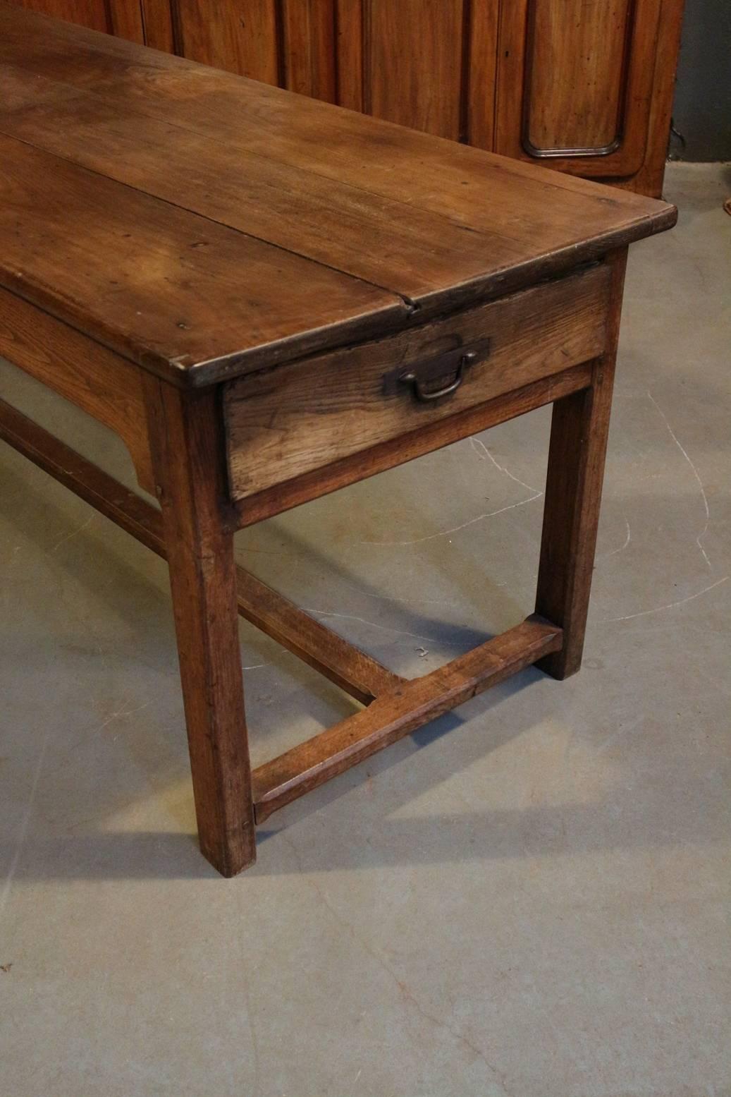 Early 19th Century 19th Century French Chestnut Farmhouse Table