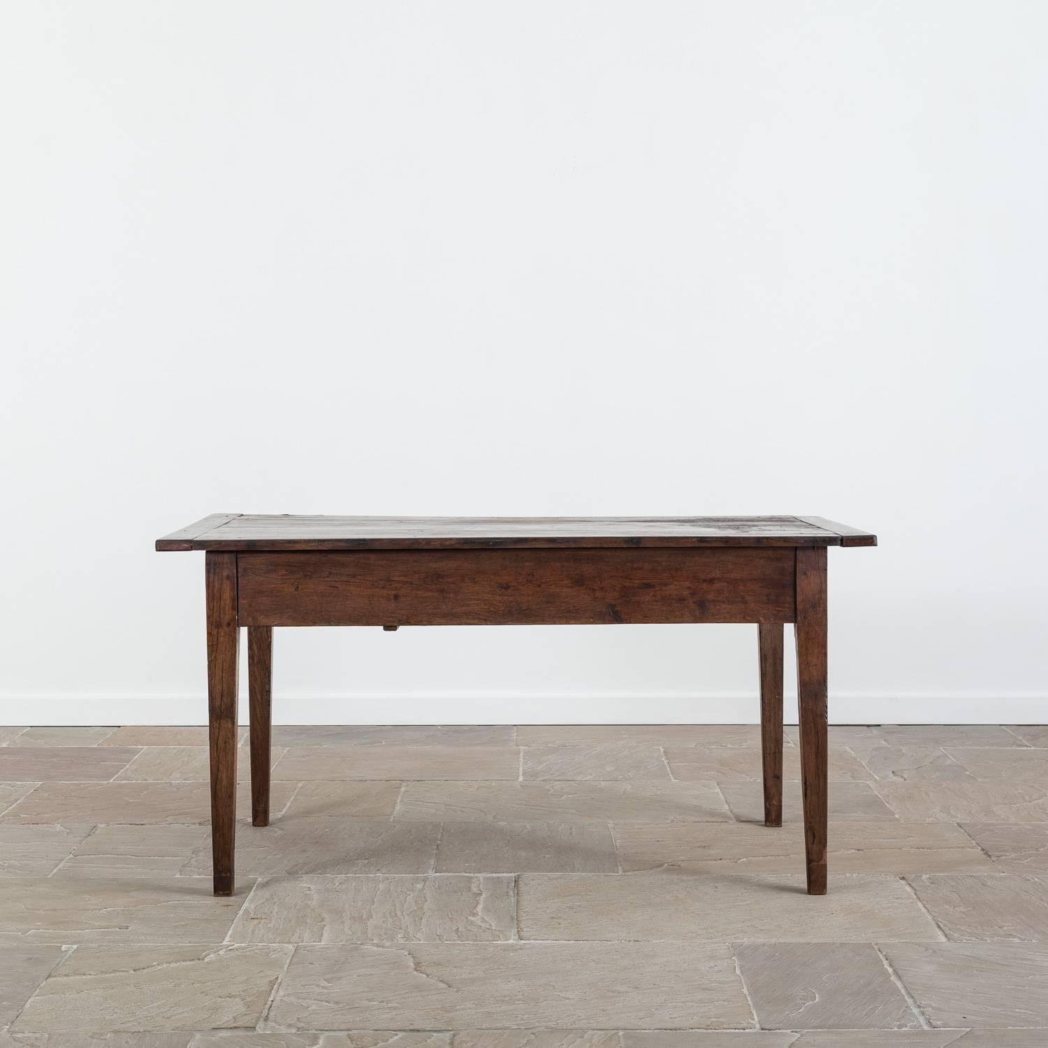19th Century French Chestnut Table For Sale 2