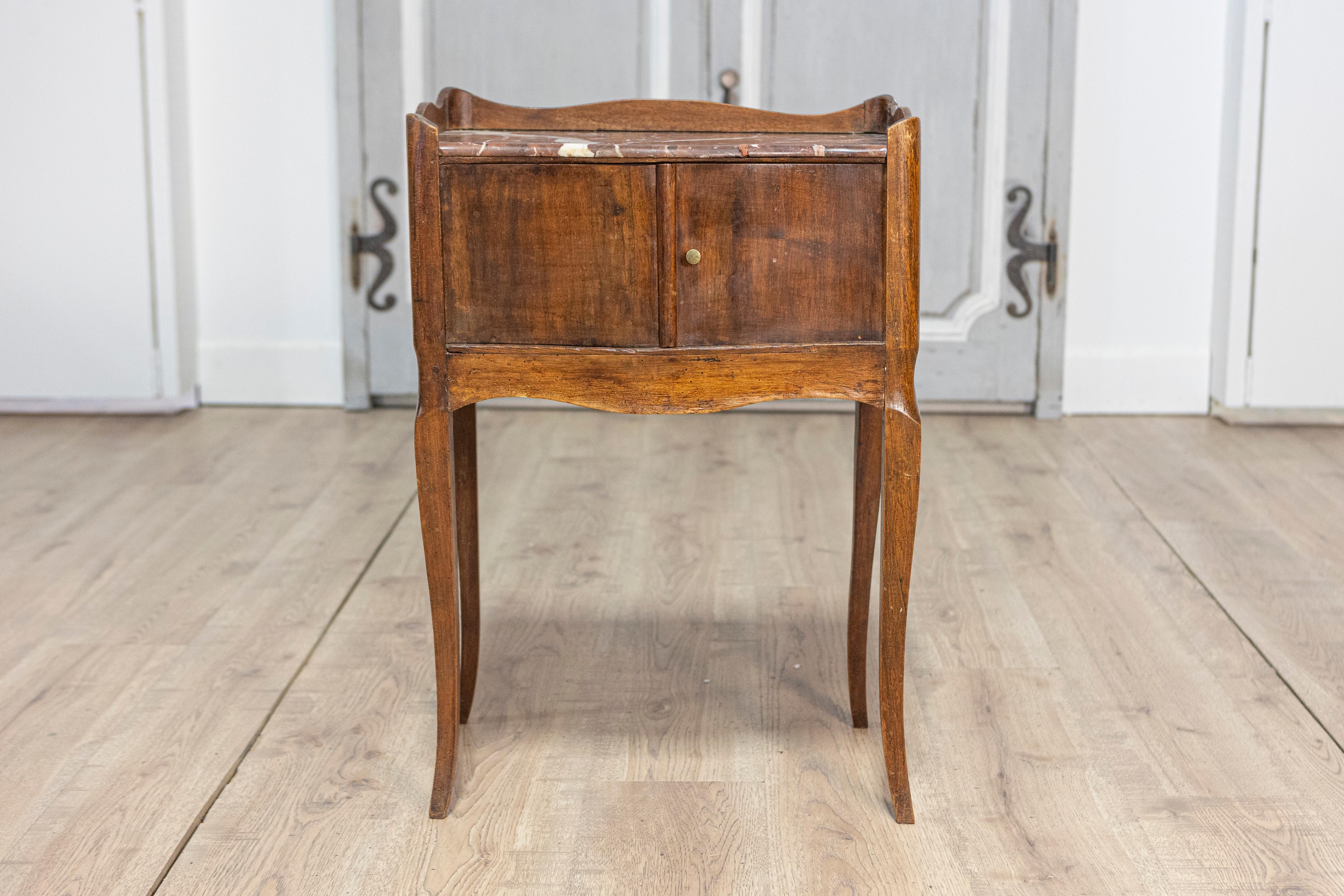 Mesa Chevet francesa del siglo XIX Luis XV en venta