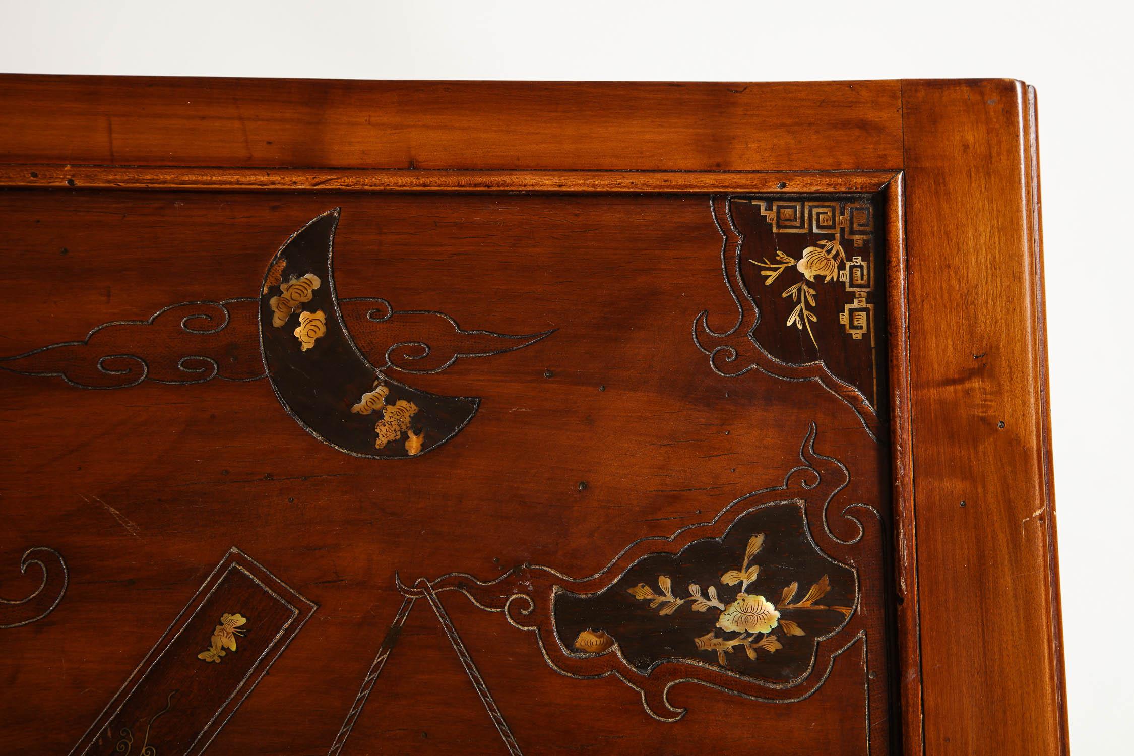 19th Century French Chinoiserie Style Mahogany Table Attributed Gabriel Viardot For Sale 4