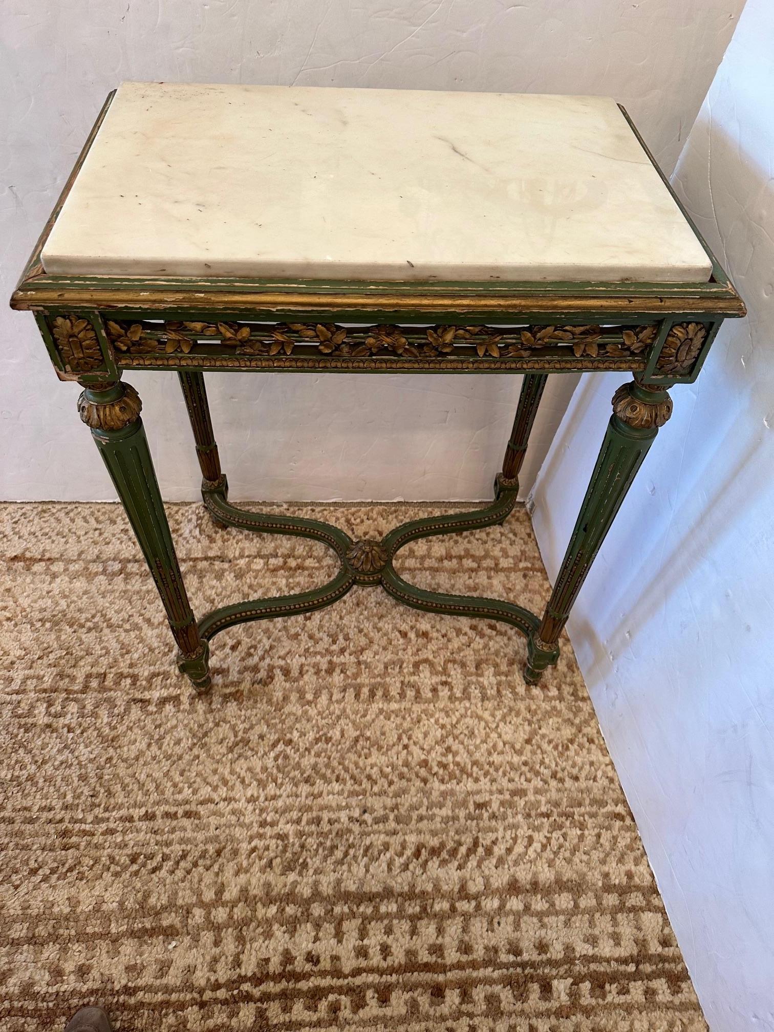 19th Century French Chippy Painted Green & Gilded End Table with Marble Top For Sale 4