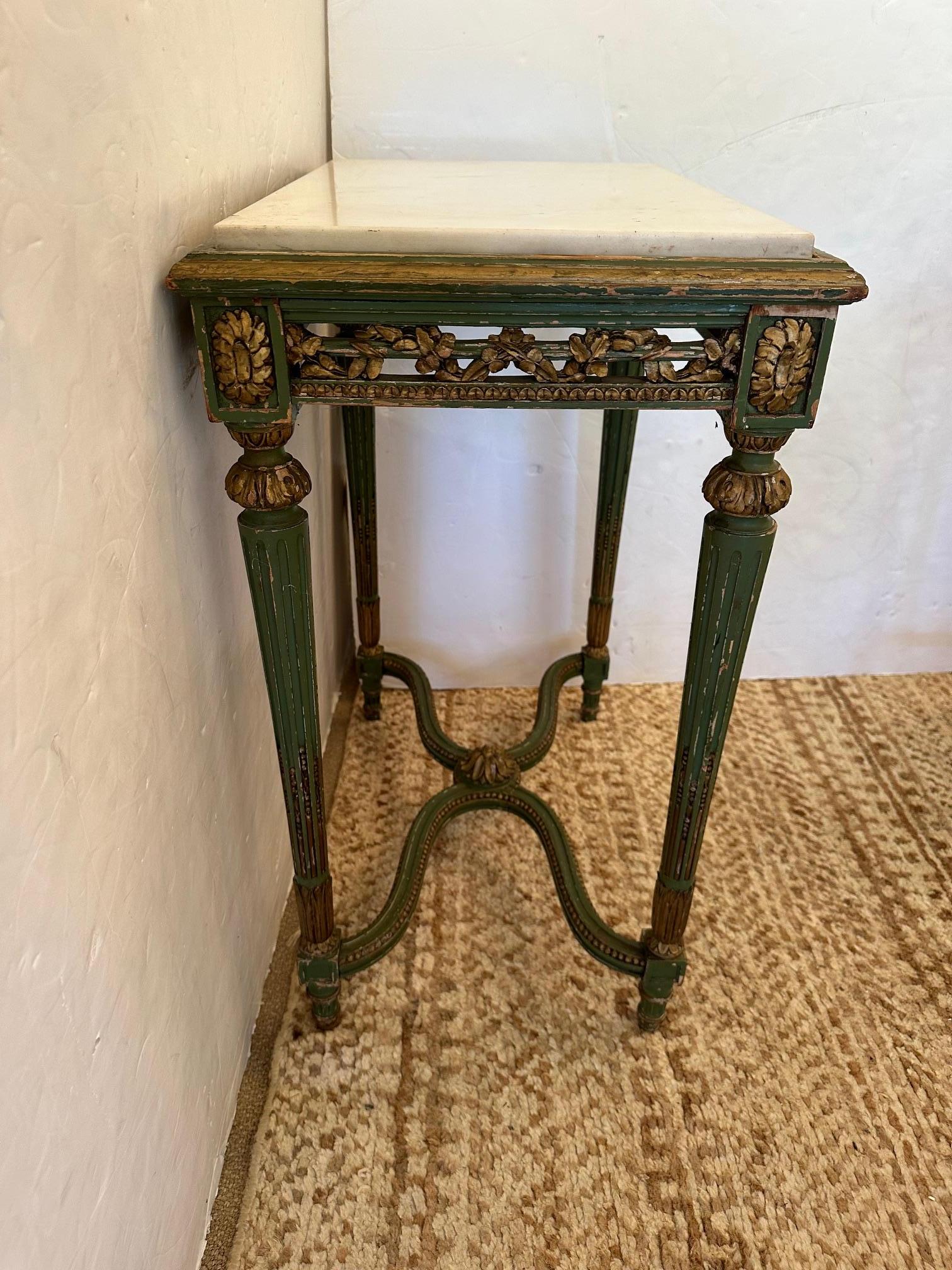 19th Century French Chippy Painted Green & Gilded End Table with Marble Top For Sale 5