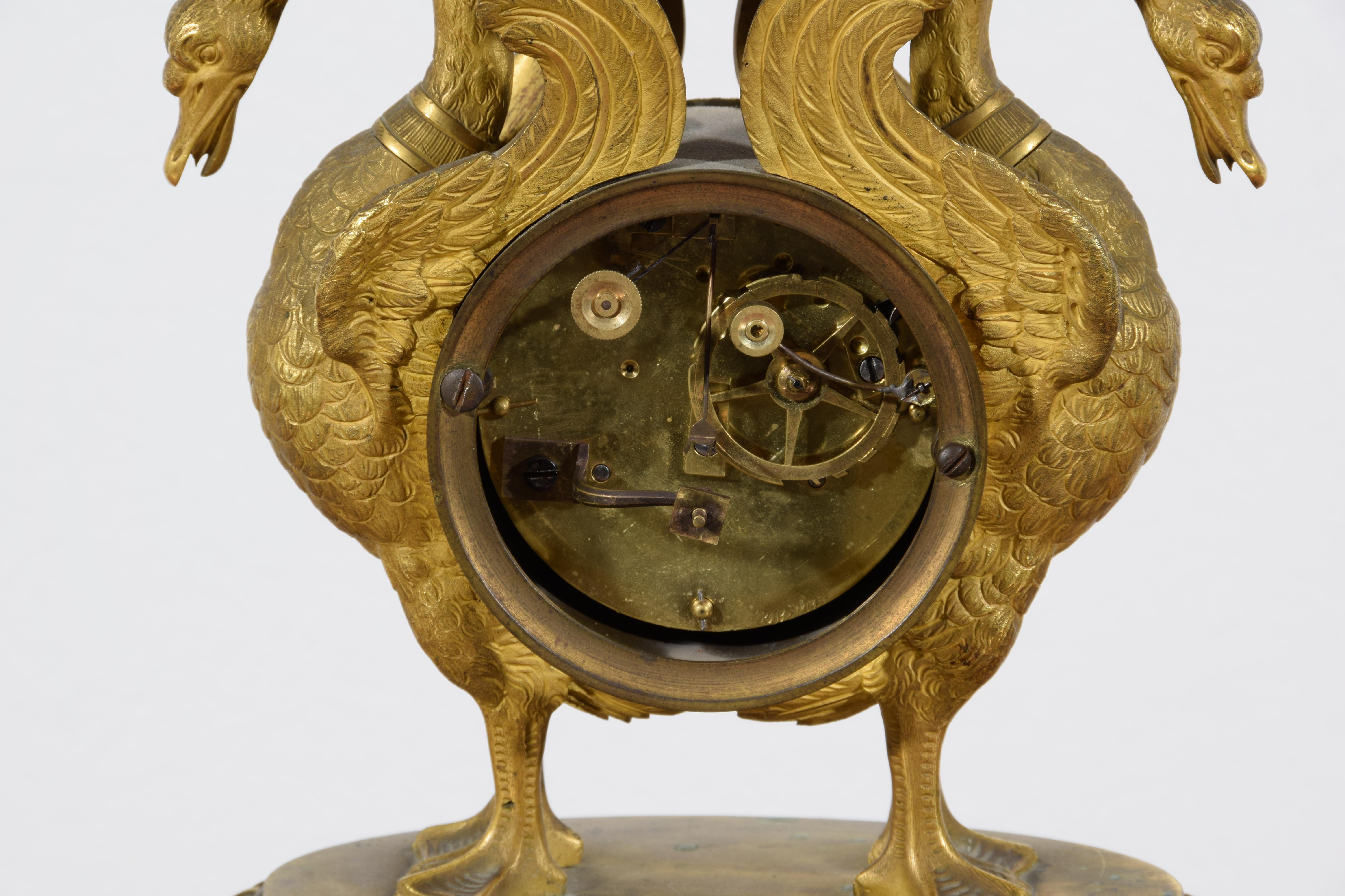 Horloge de table française du 19e siècle en chrome et bronze doré en vente 13