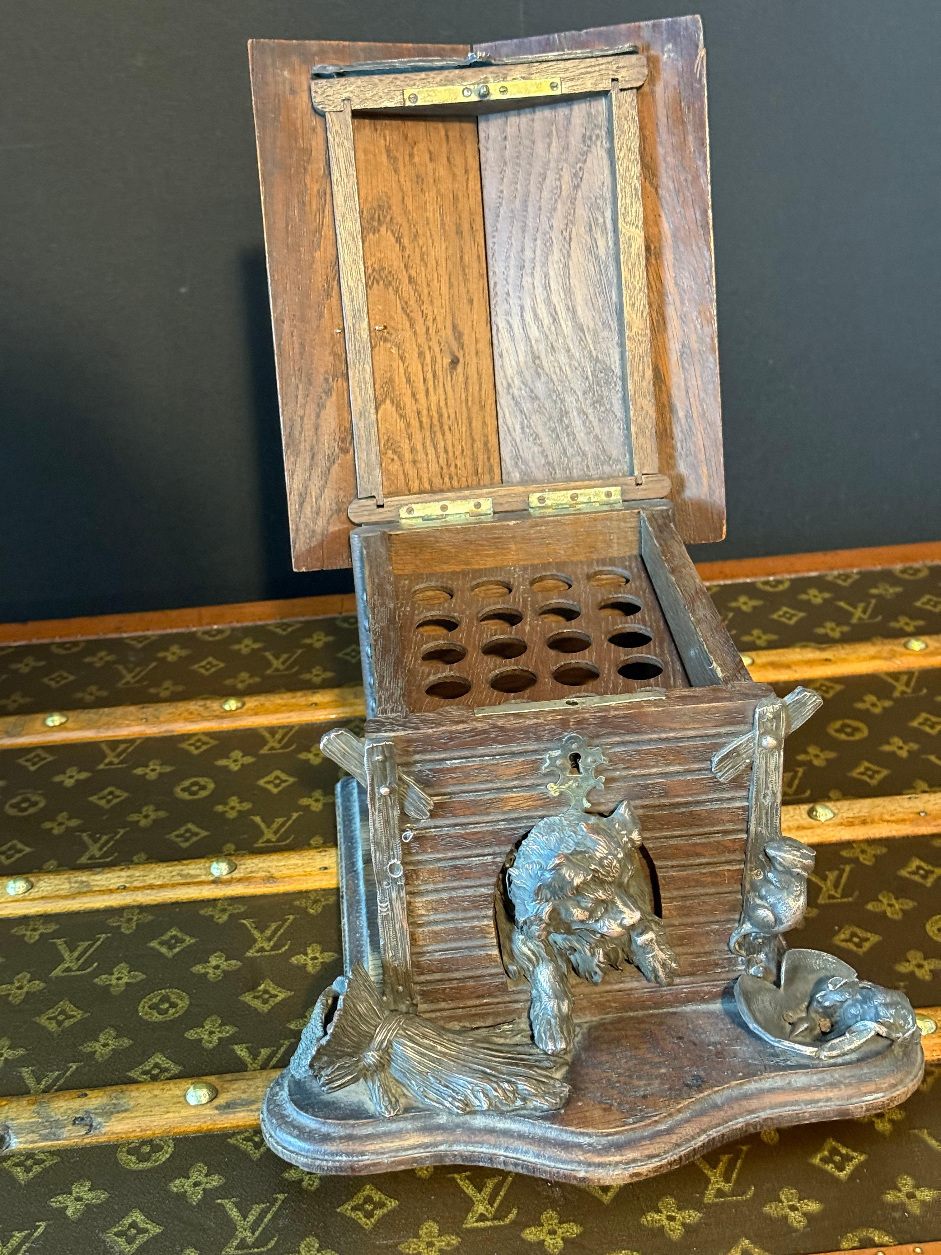 Caja de puros francesa del siglo XIX con un perro de bronce en una perrera , Cueva de puros en venta 6
