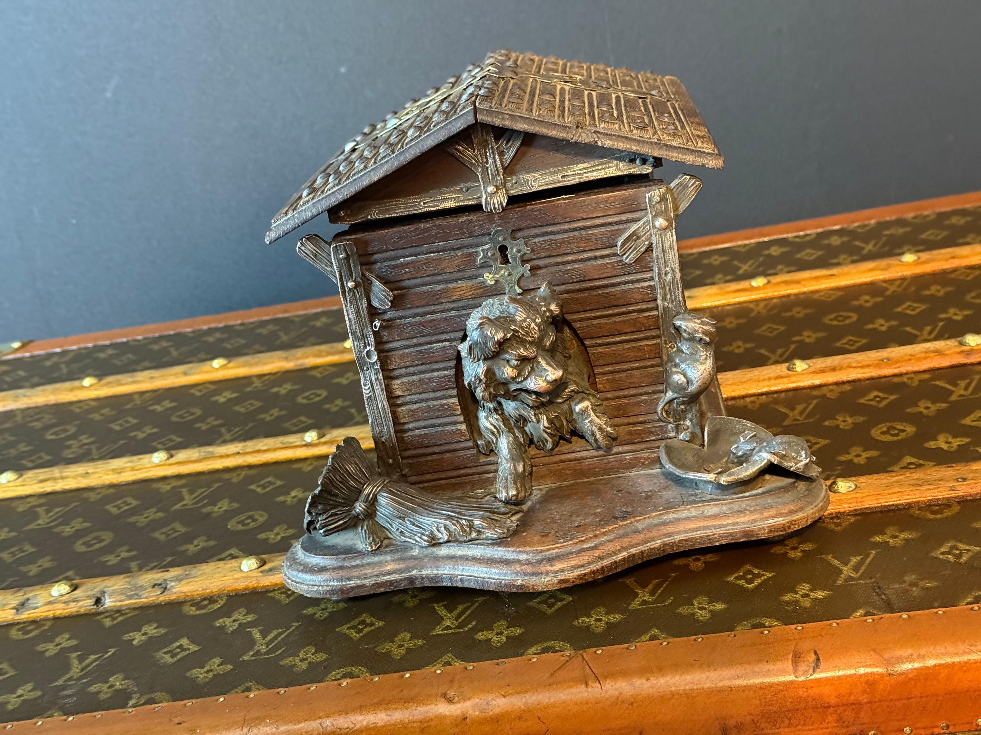 Caja de puros francesa del siglo XIX con un perro de bronce en una perrera , Cueva de puros en venta 11