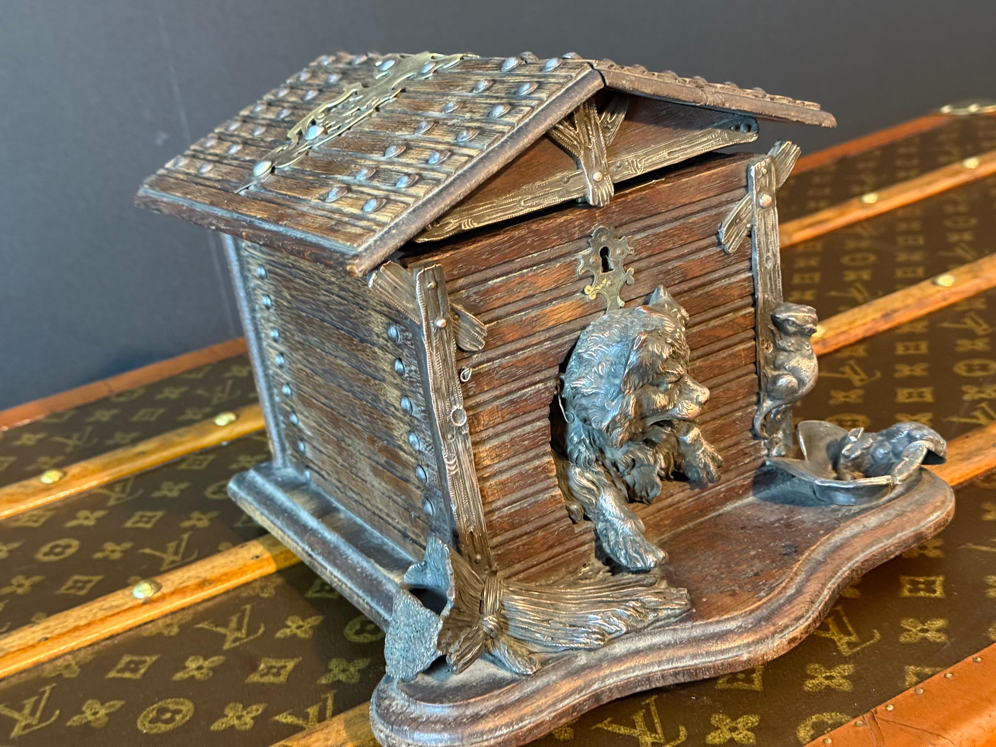 Caja de puros francesa del siglo XIX con un perro de bronce en una perrera , Cueva de puros en venta 12