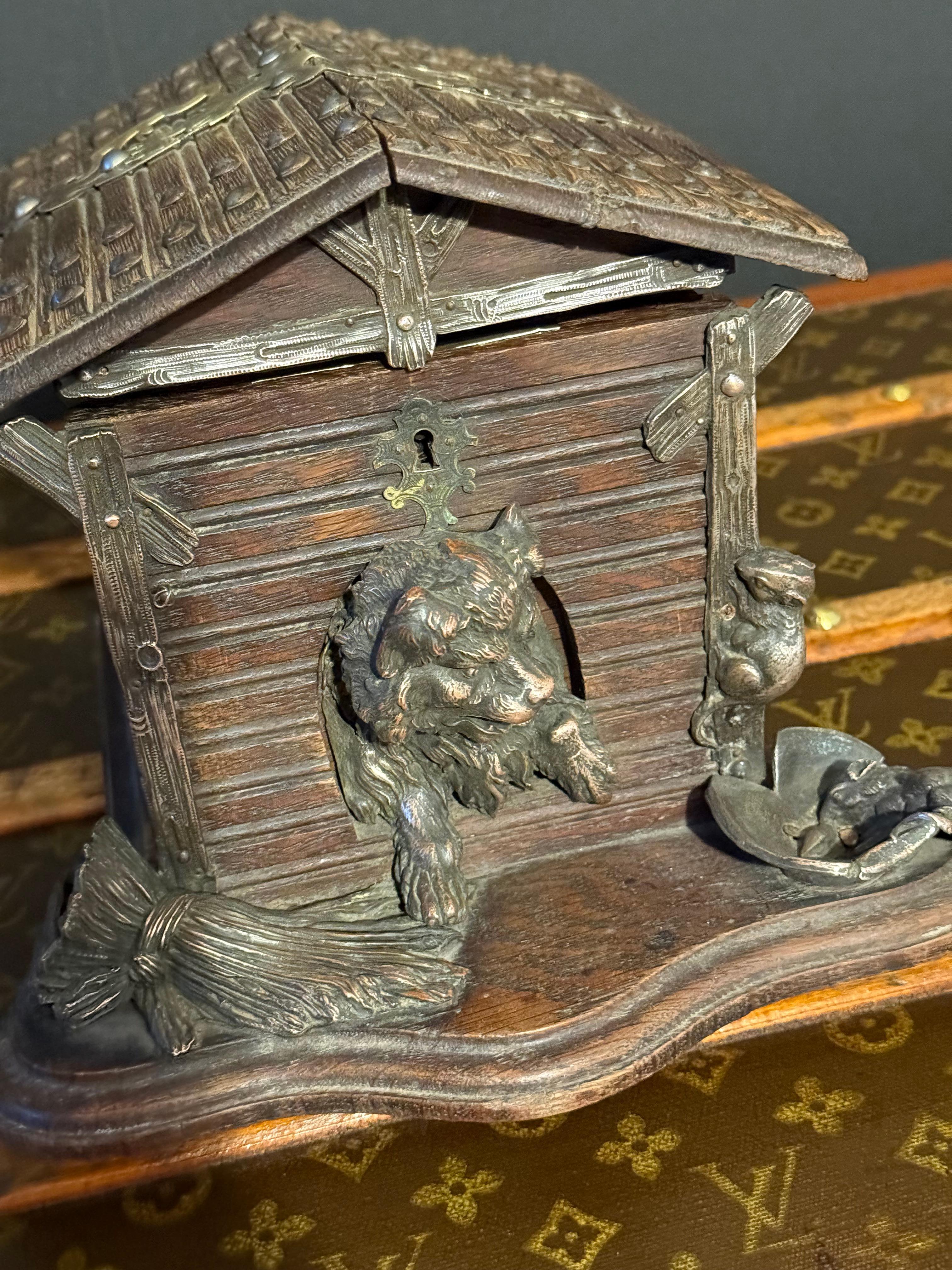 Caja de puros francesa del siglo XIX con un perro de bronce en una perrera , Cueva de puros Francés en venta