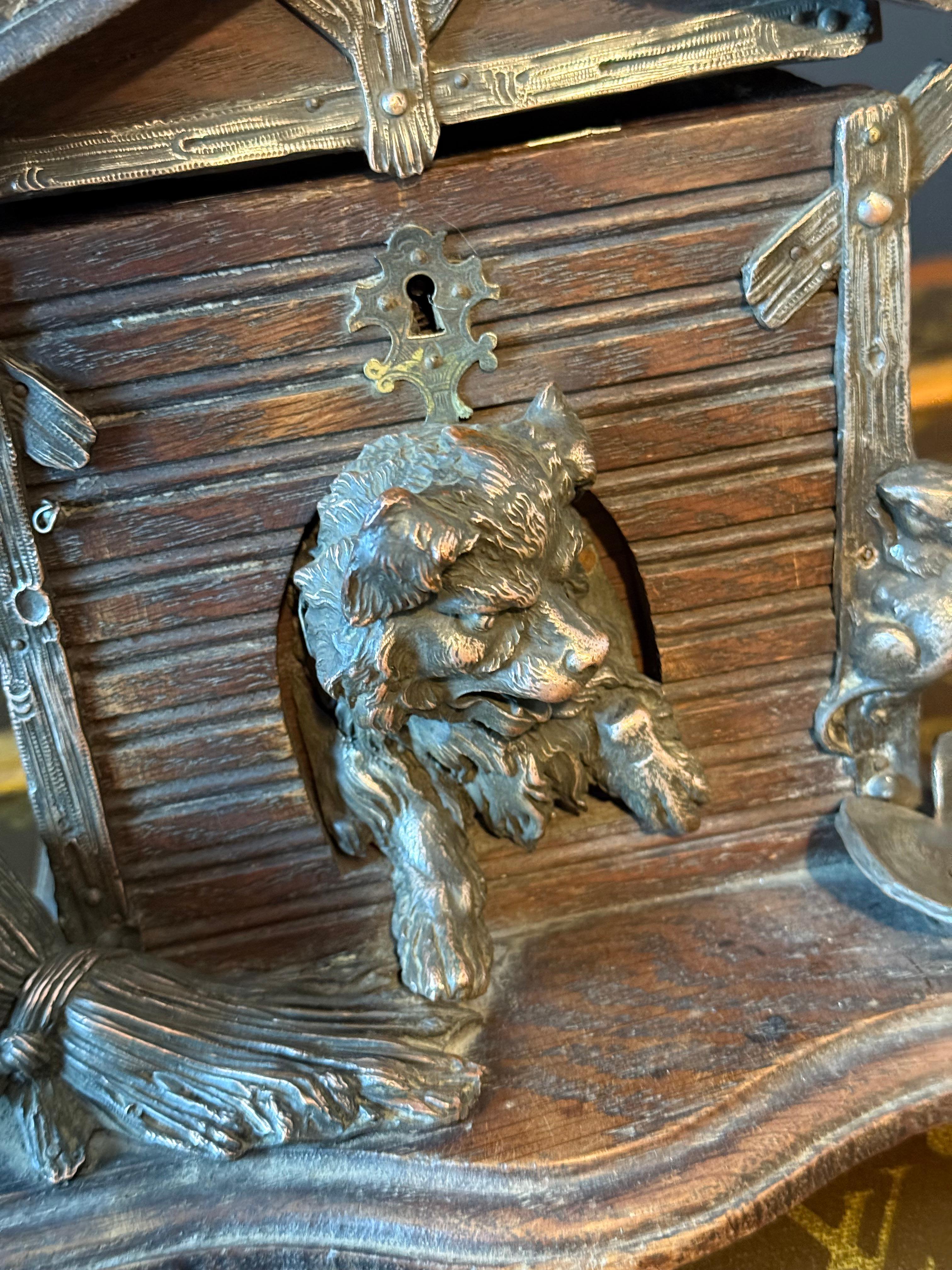 Caja de puros francesa del siglo XIX con un perro de bronce en una perrera , Cueva de puros en venta 3