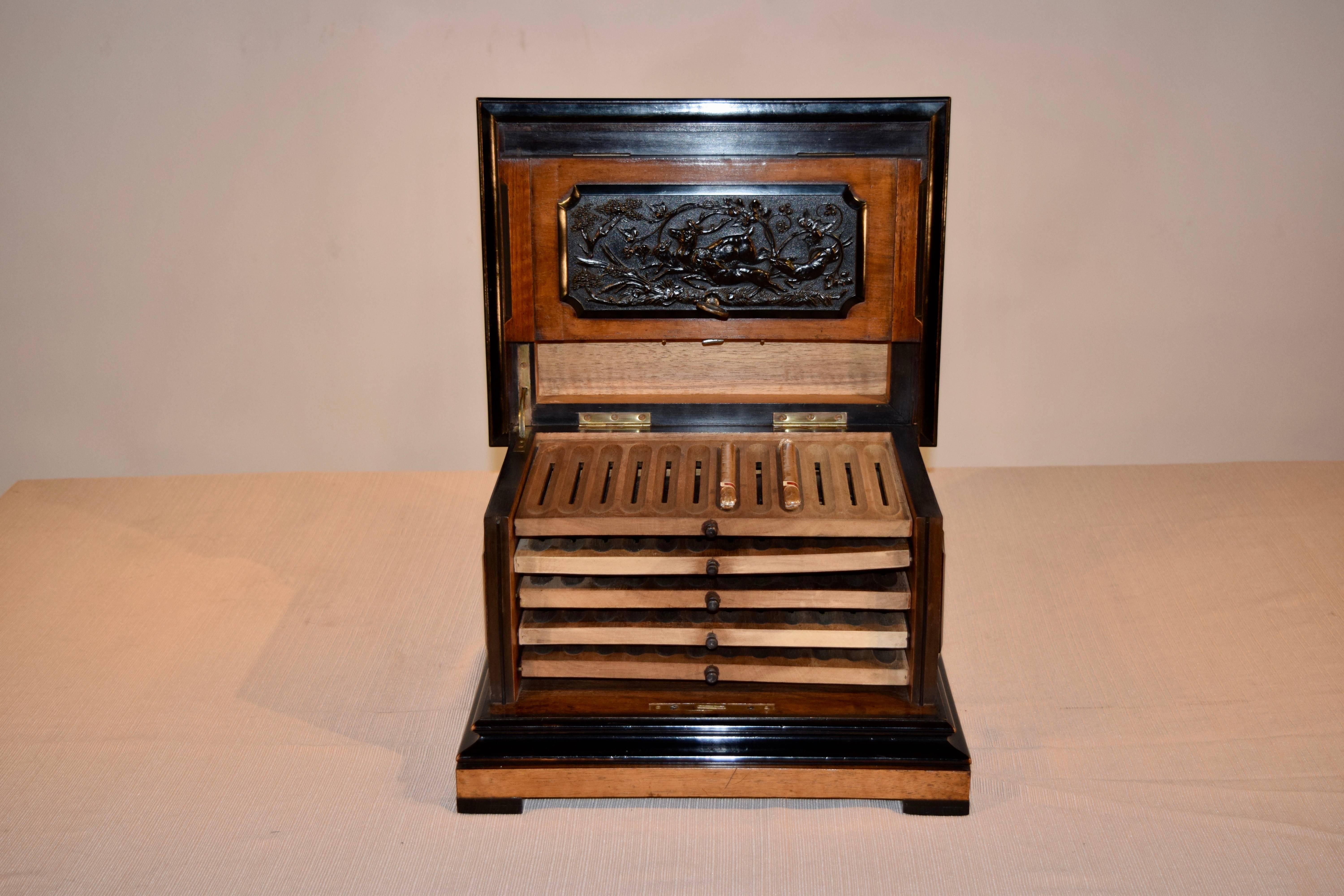 19th Century French Cigar Humidor 3