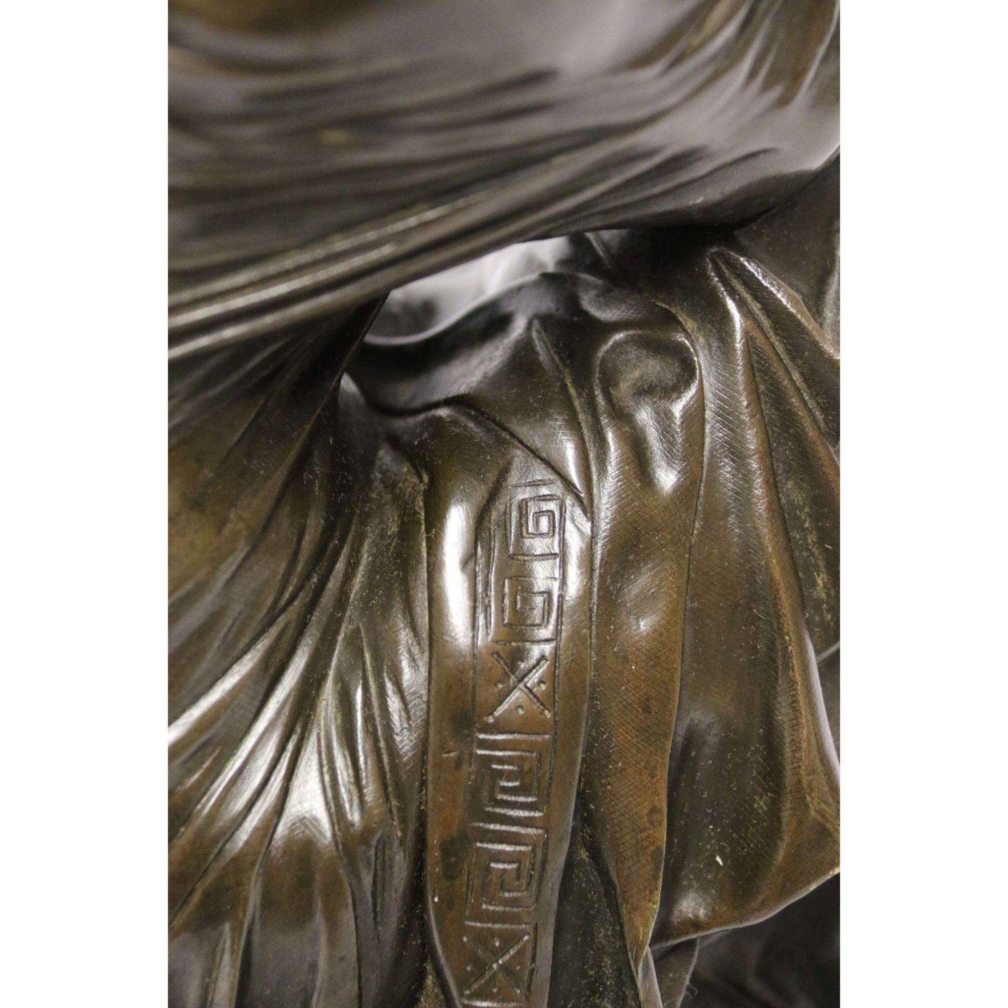 Klassische französische Bronze von Euterpe aus dem 19. Jahrhundert von Pierre Alexander Schoenewerk im Angebot 11