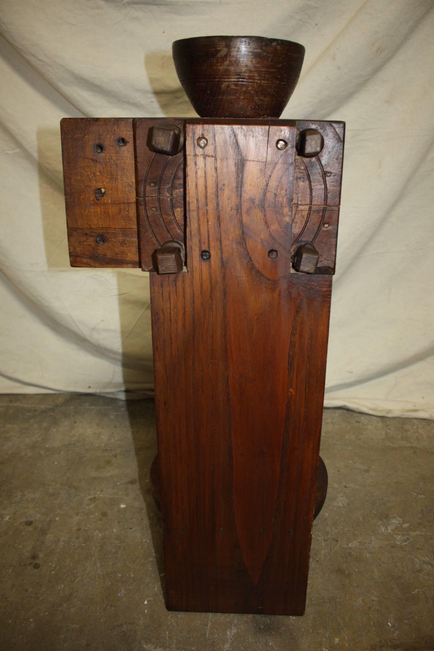 Molinillo de café francés del siglo XIX 7