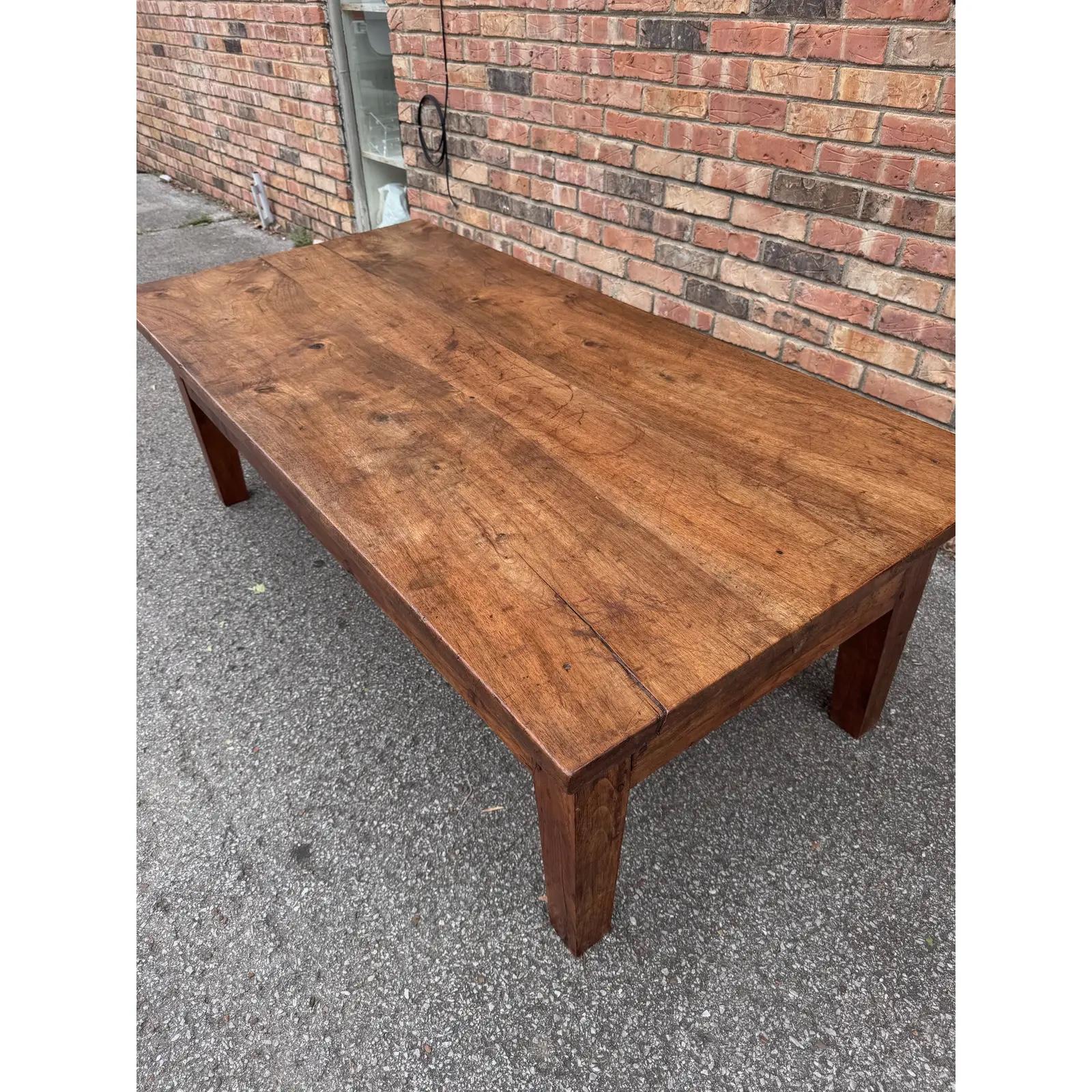 19th Century French Coffee Table In Good Condition For Sale In Nashville, TN
