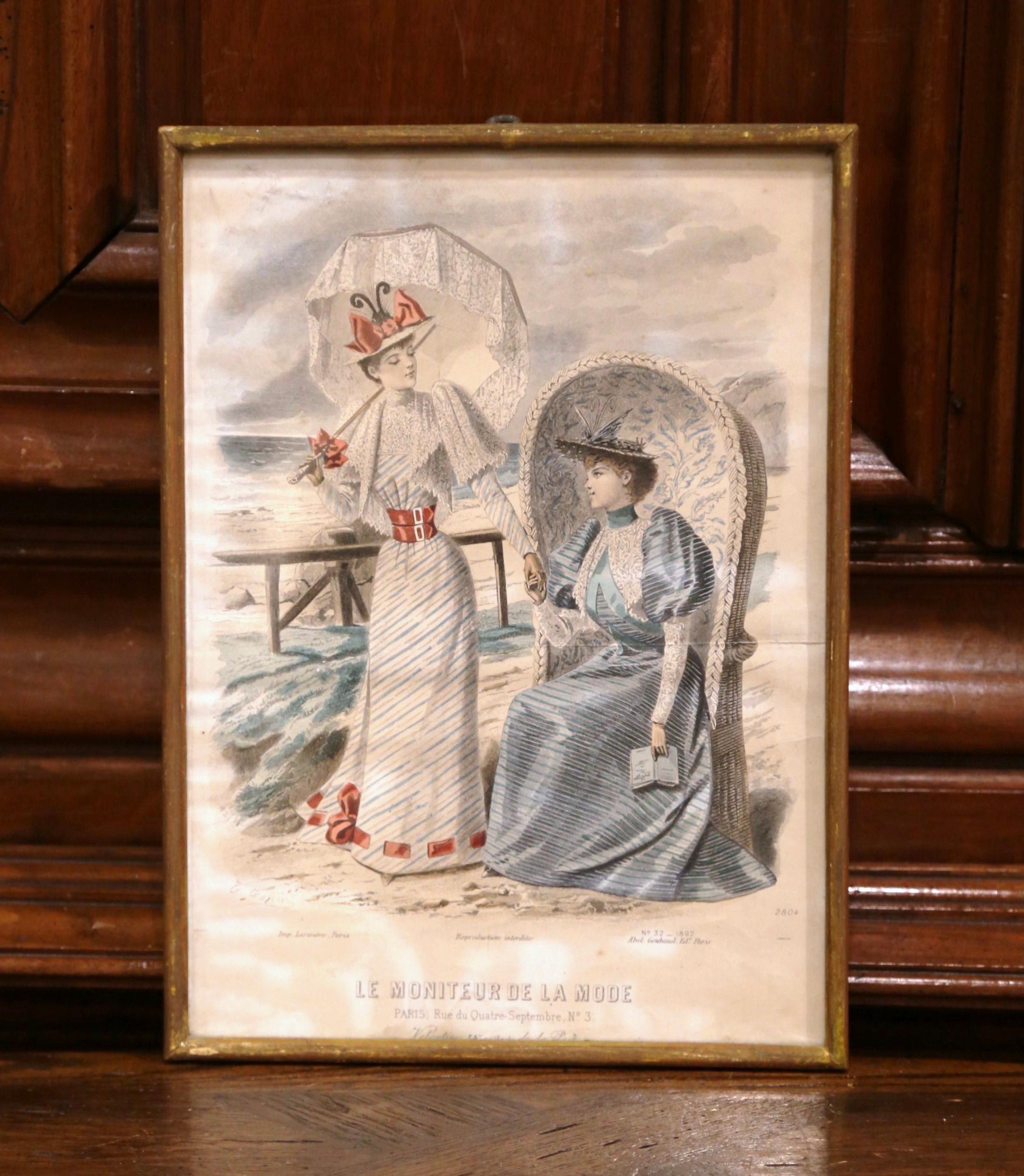 Estampes en couleur de mode françaises du XIXe siècle représentant des femmes encadrées, datées de 1890, lot de cinq en vente 3