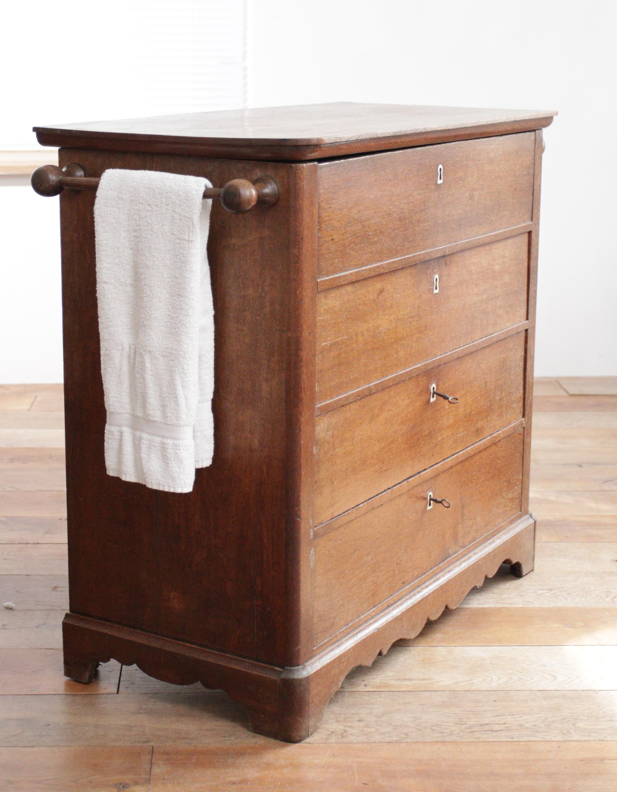19th Century French Commode - an Antique Gem!  For Sale 9