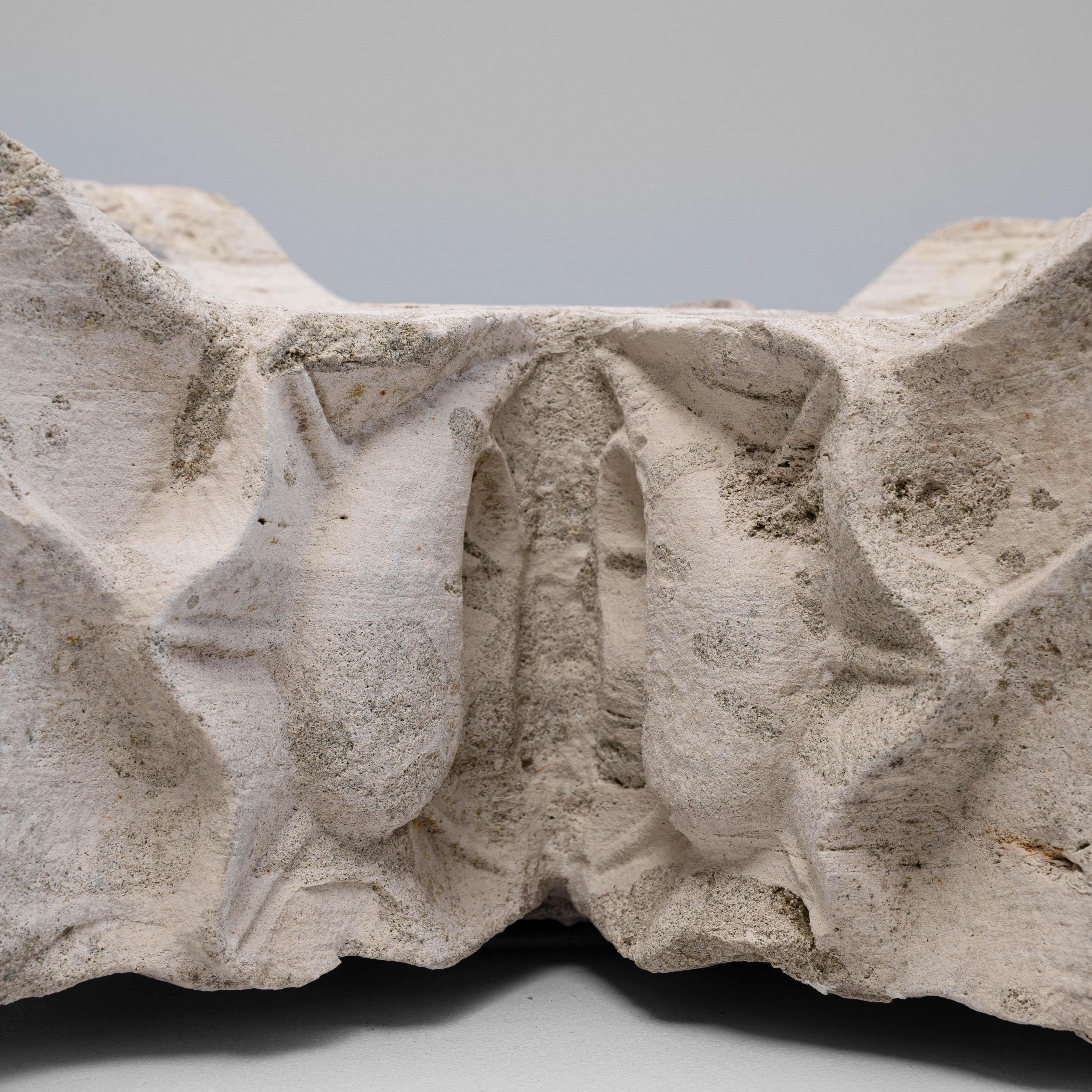 Decorazione in cemento francese del XIX secolo in vendita 6