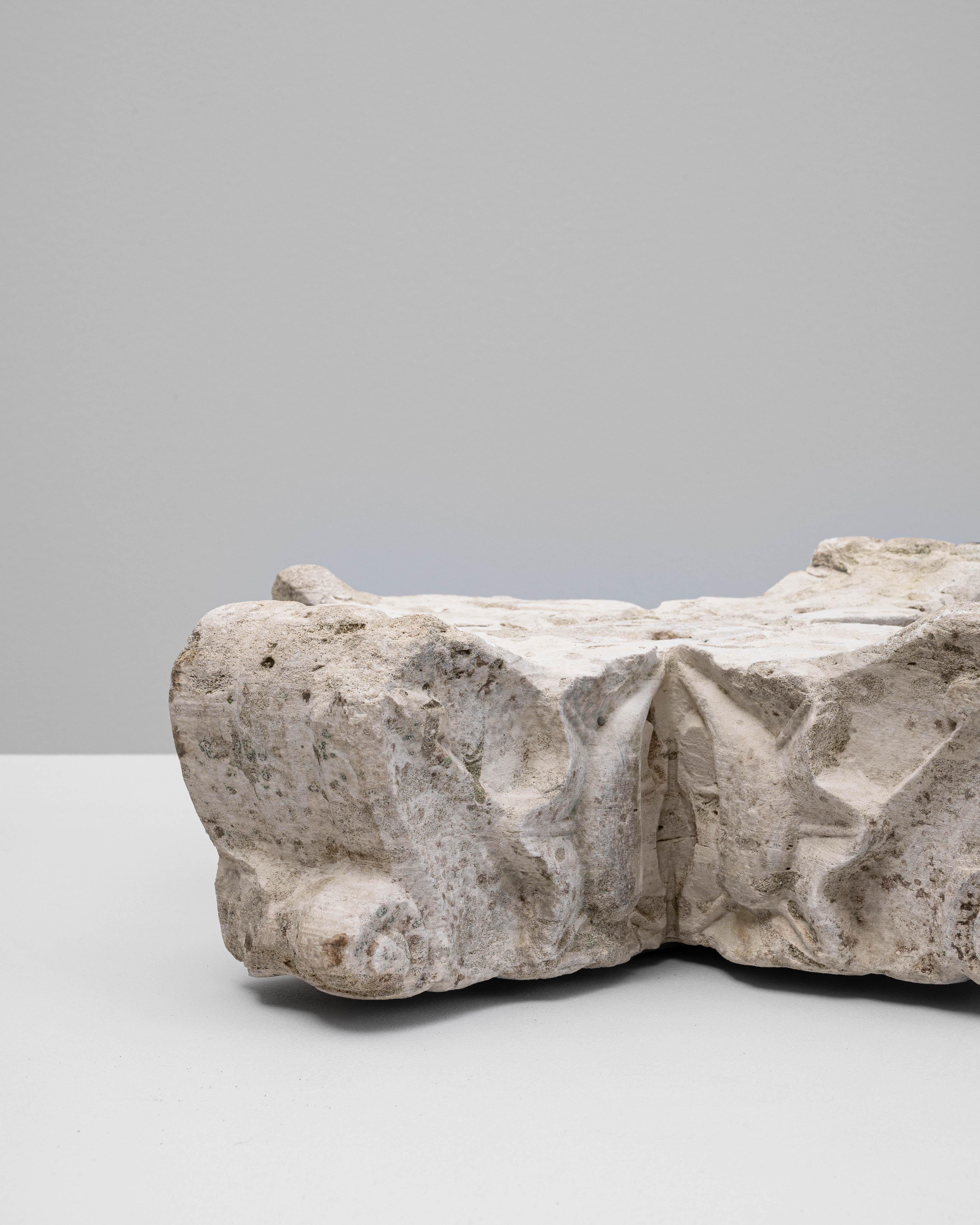 Decorazione in cemento francese del XIX secolo in vendita 3